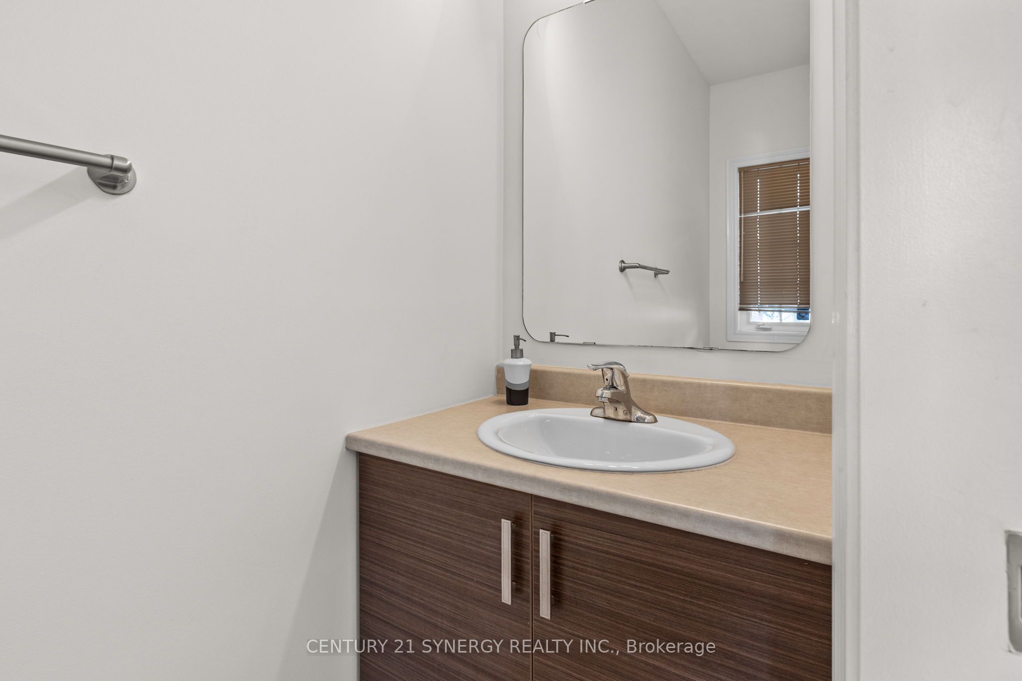 430 Foxhall Way Property Photo 16