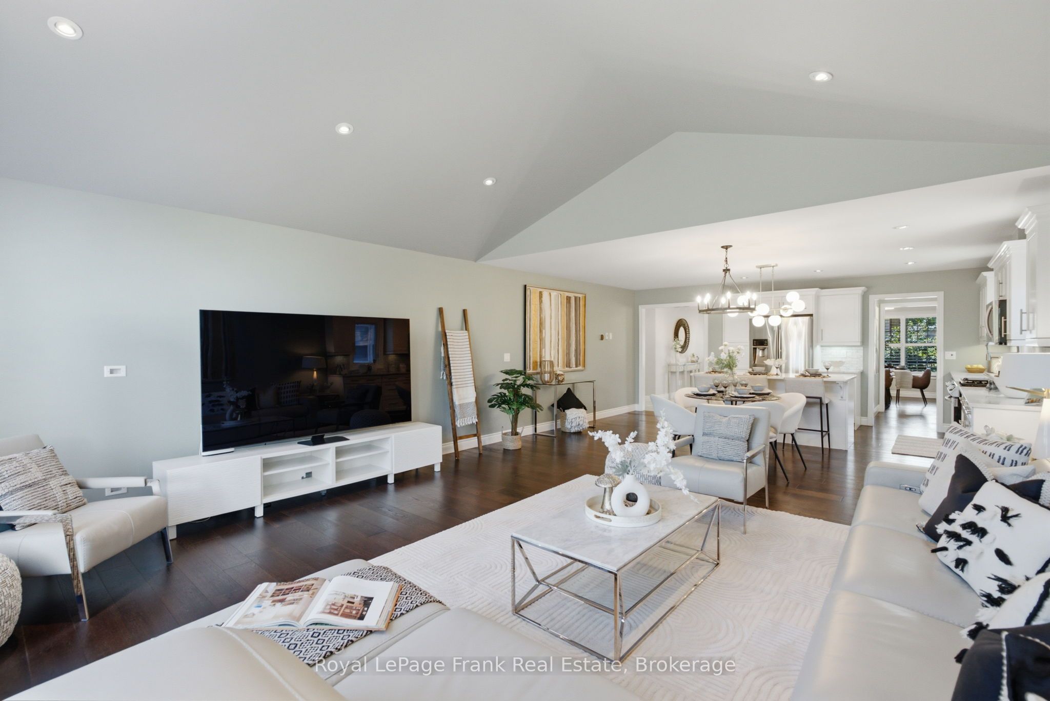 1296 Alder Road Property Photo 15