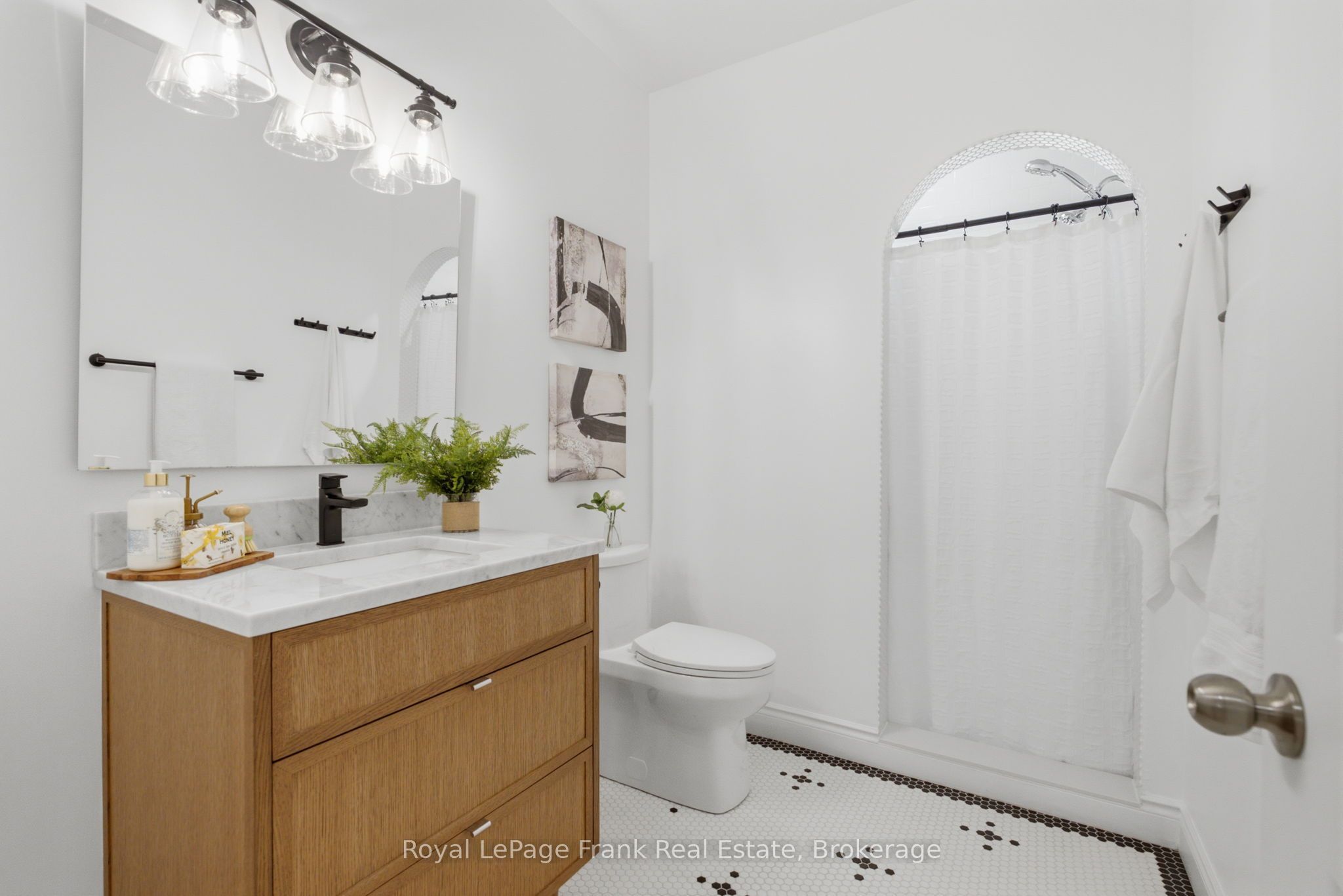 1296 Alder Road Property Photo 38
