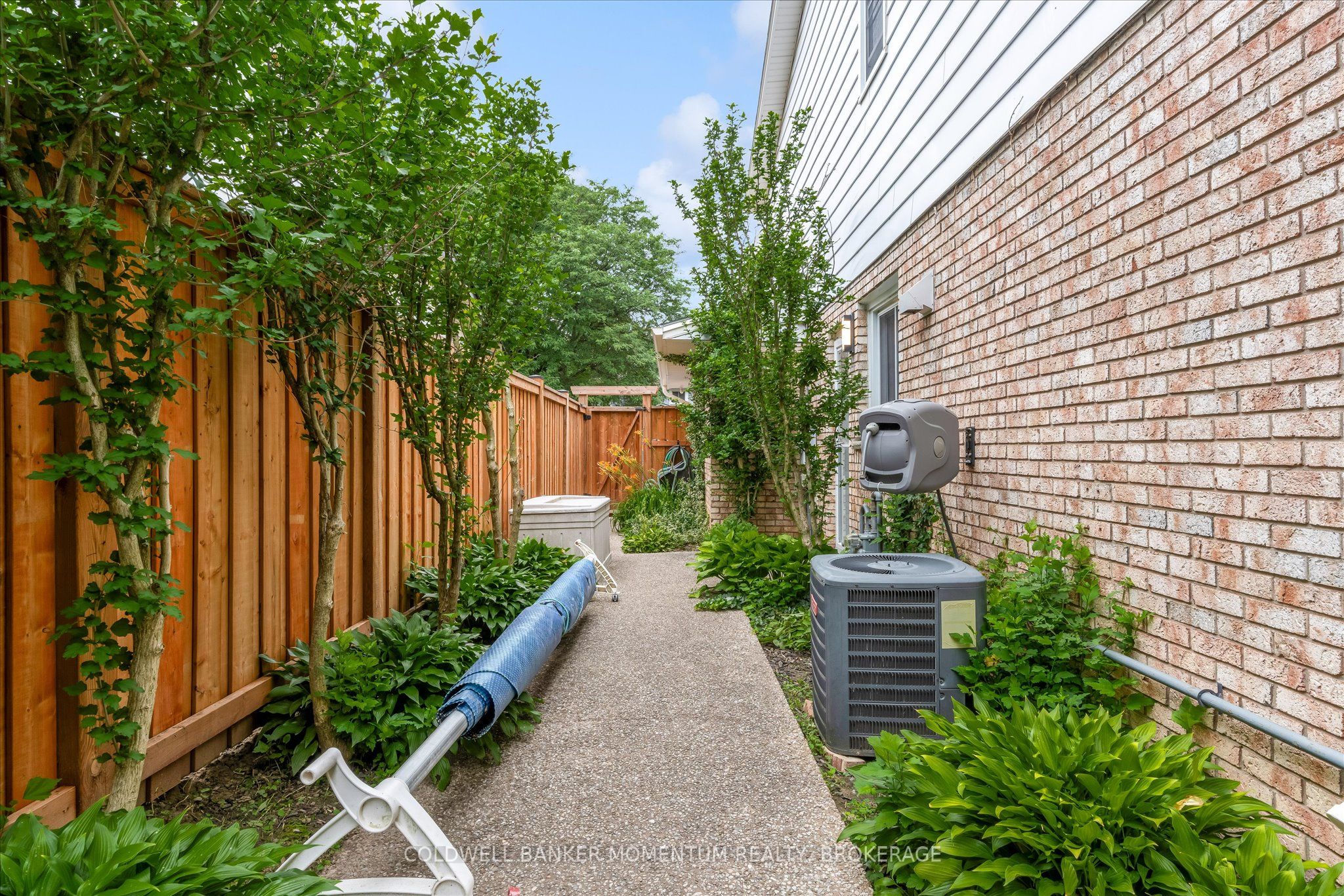 12 Woods End Property Photo 31
