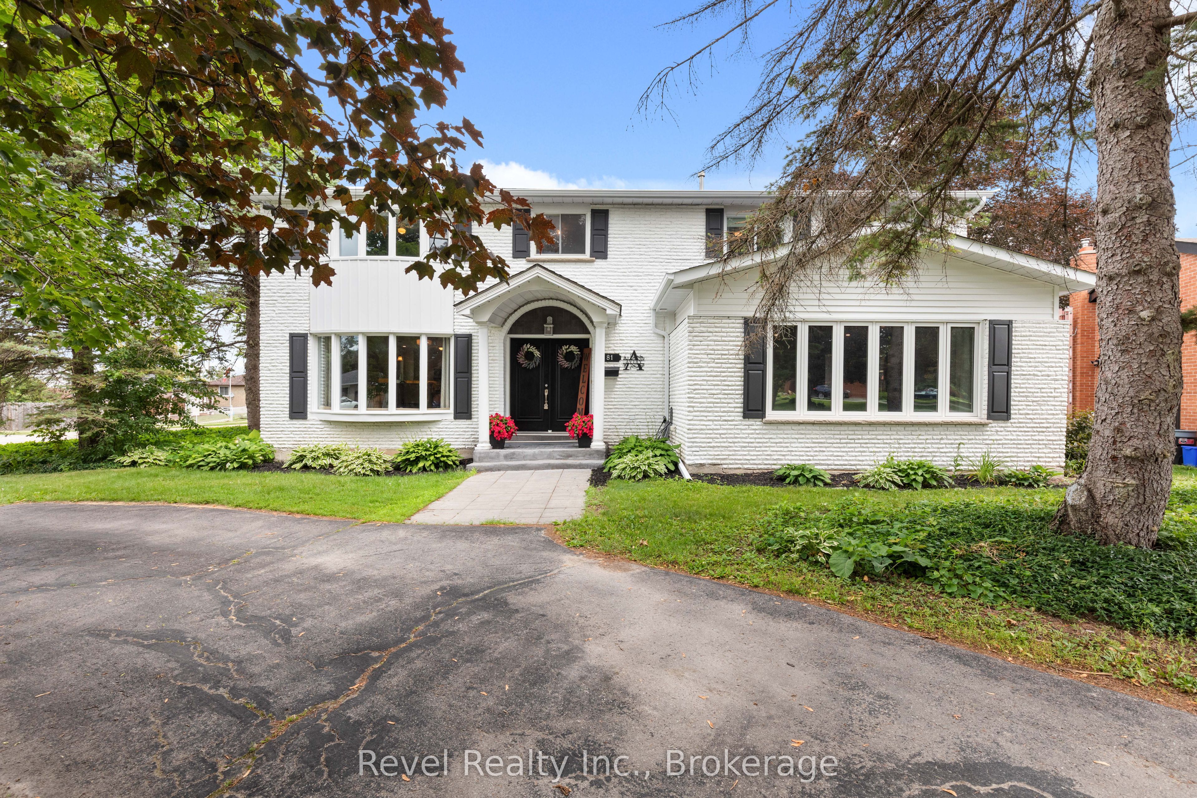 81 Sanderling Crescent Property Photo 4