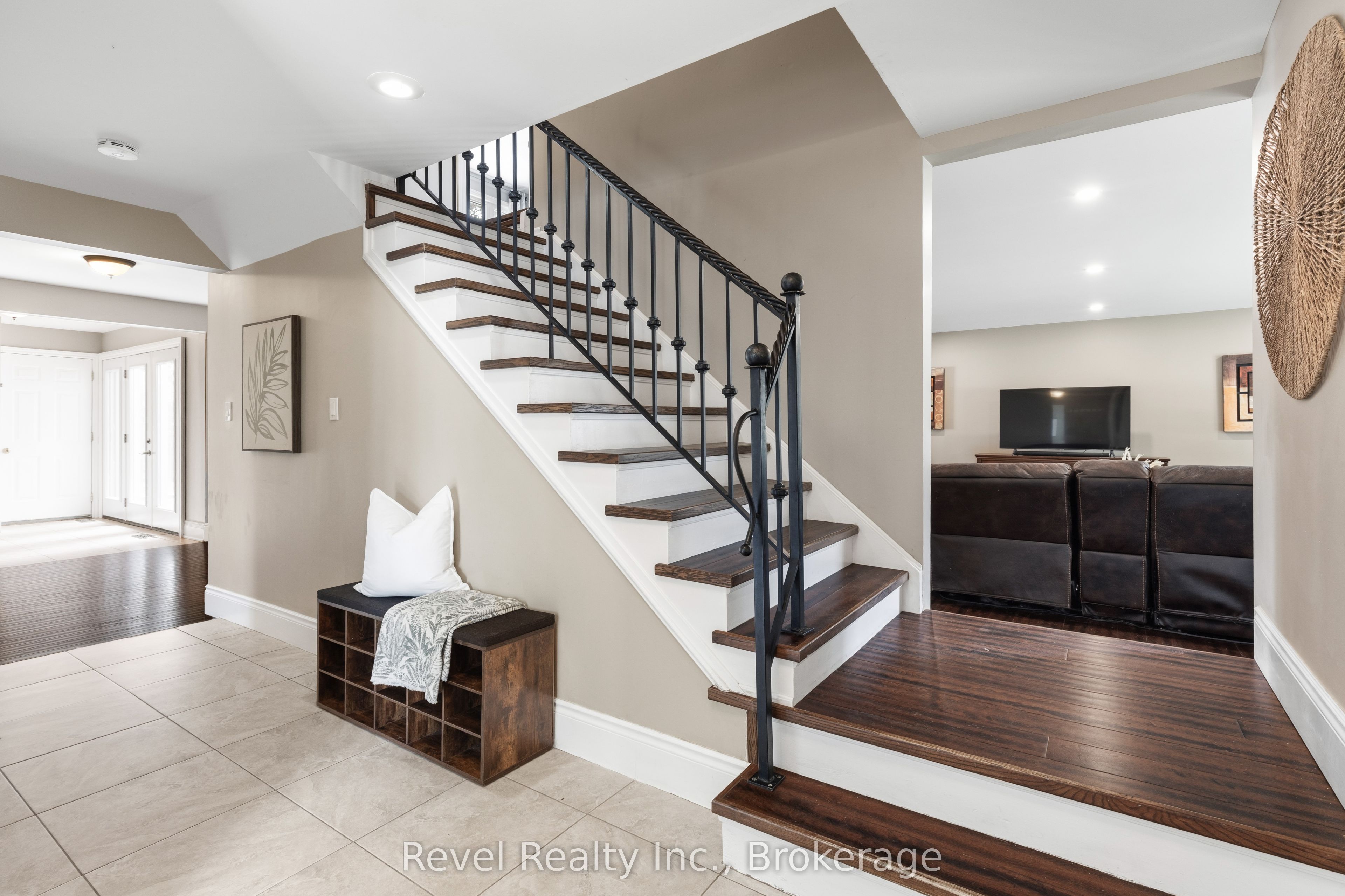 81 Sanderling Crescent Property Photo 7