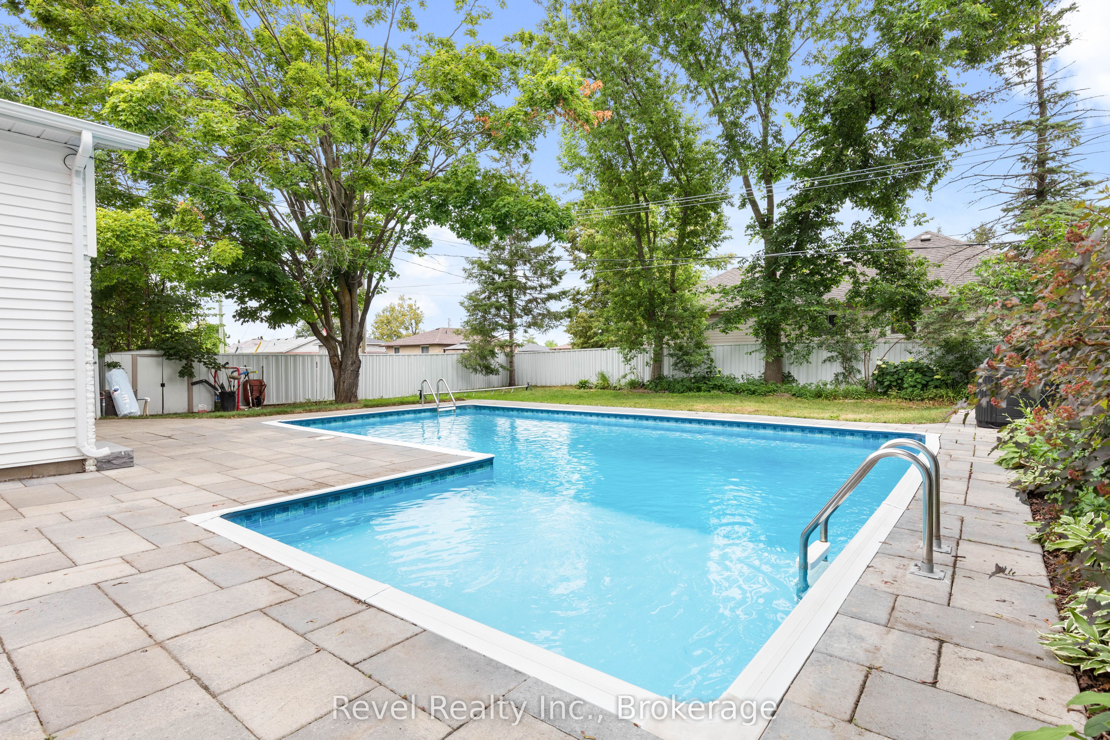 81 Sanderling Crescent Property Photo 45