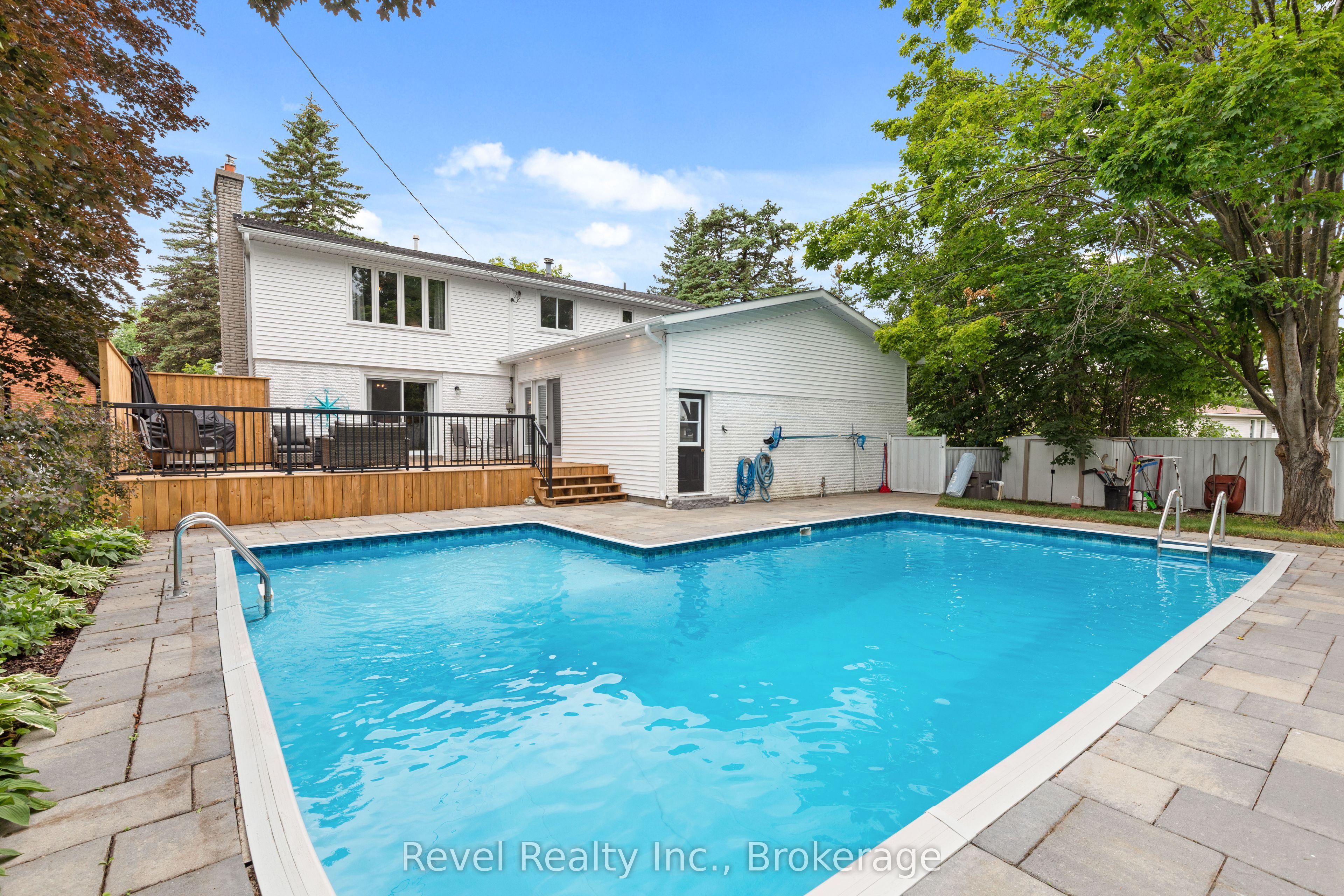 81 Sanderling Crescent Property Photo 46