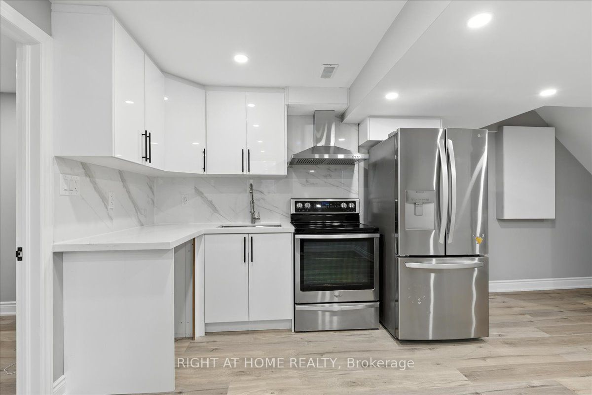 1 Lorilee Crescent Property Photo 1