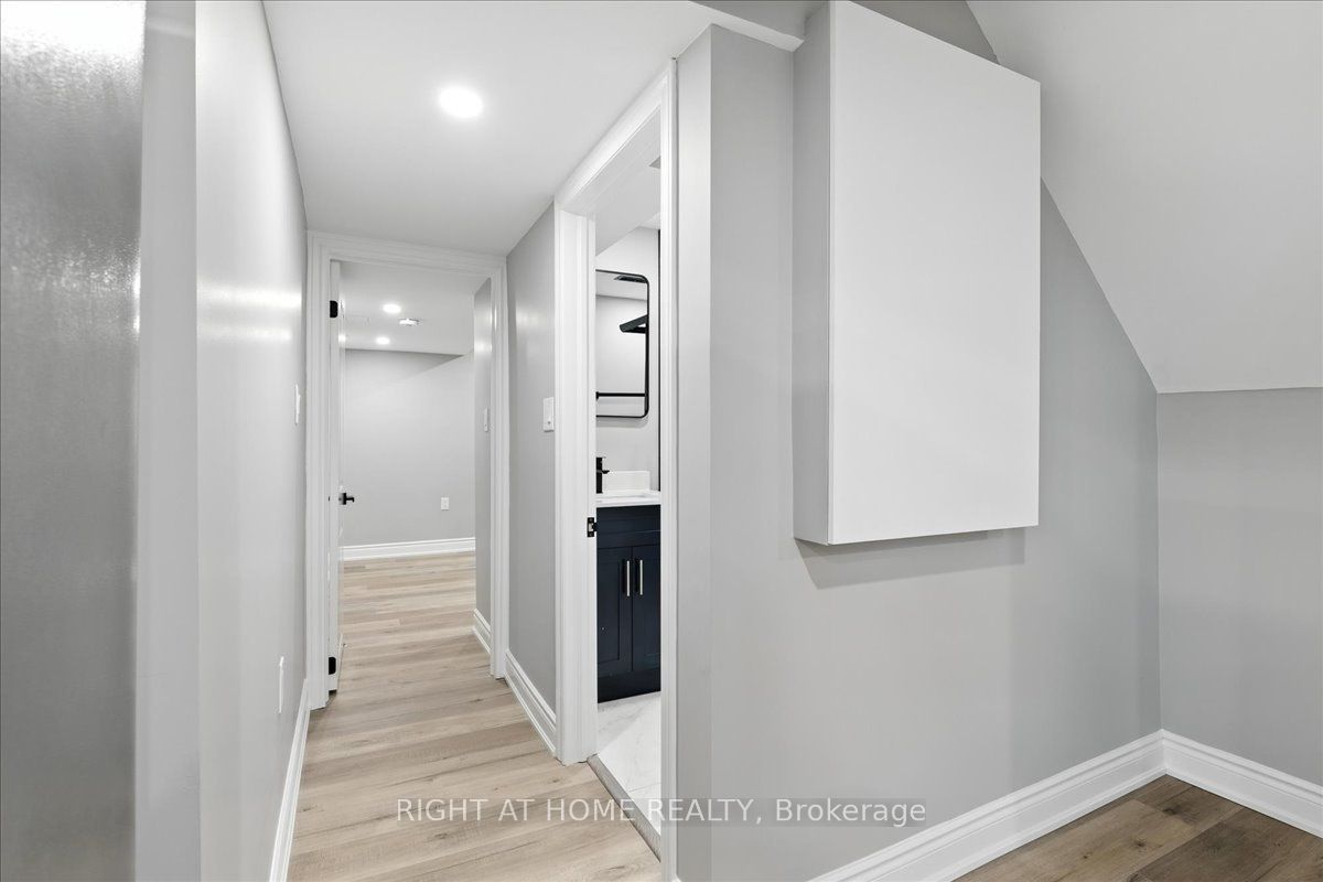 1 Lorilee Crescent Property Photo 8