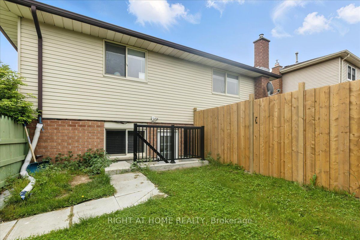 1 Lorilee Crescent Property Photo 12