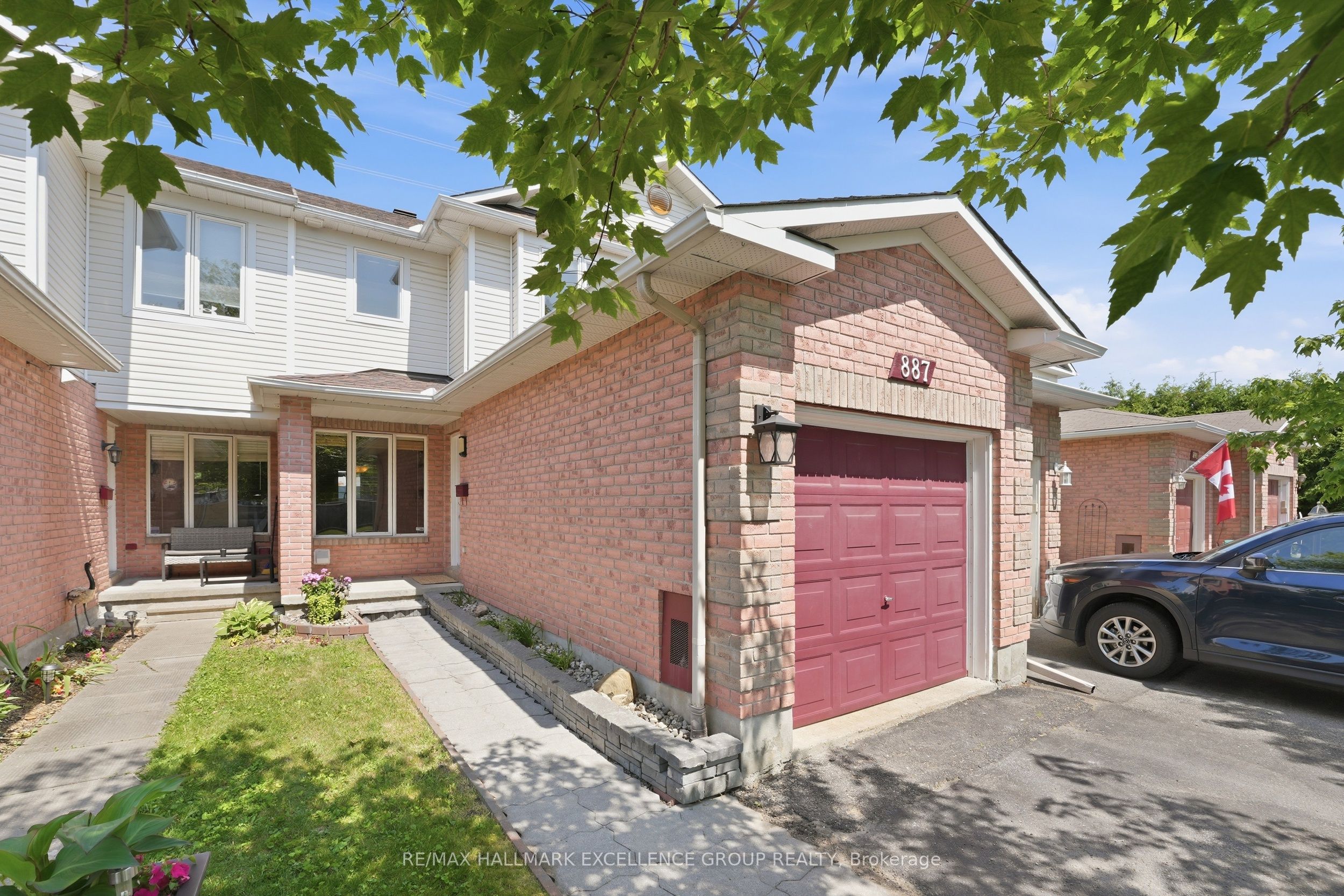 887 Nesting Way Property Photo 1