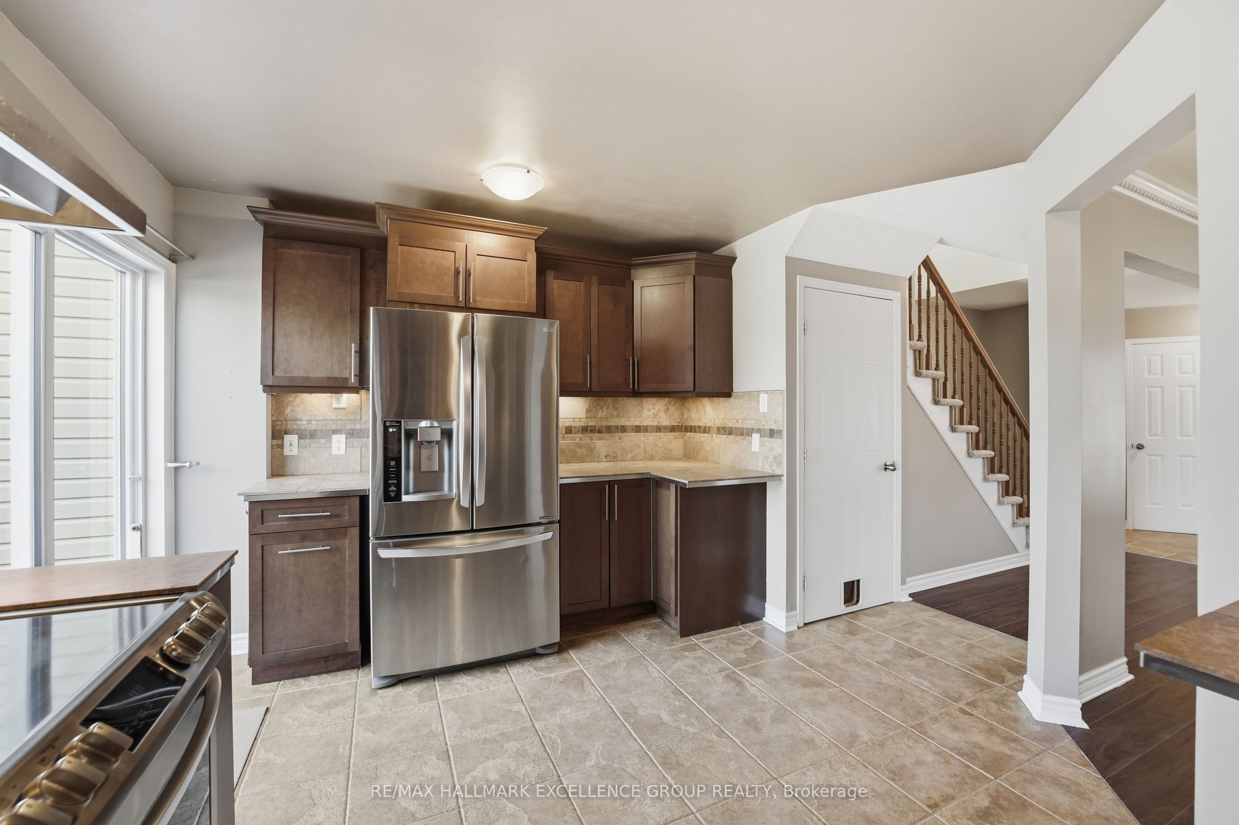 887 Nesting Way Property Photo 20