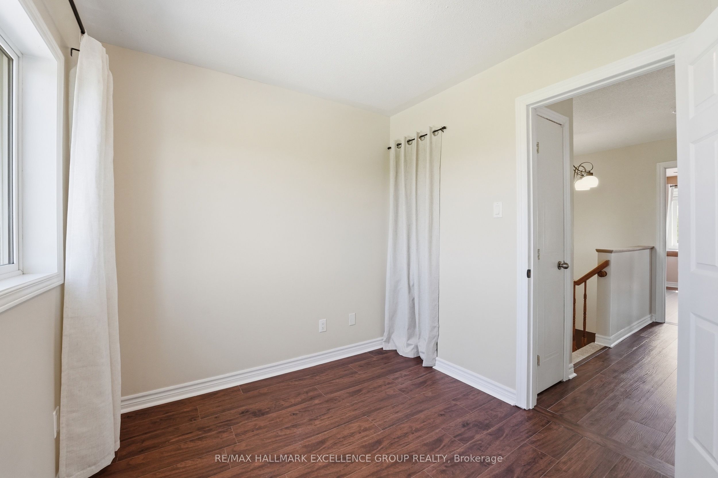 887 Nesting Way Property Photo 32