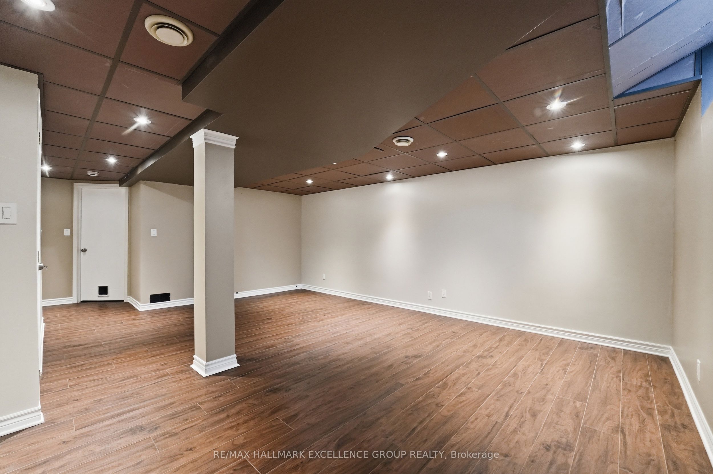 887 Nesting Way Property Photo 39