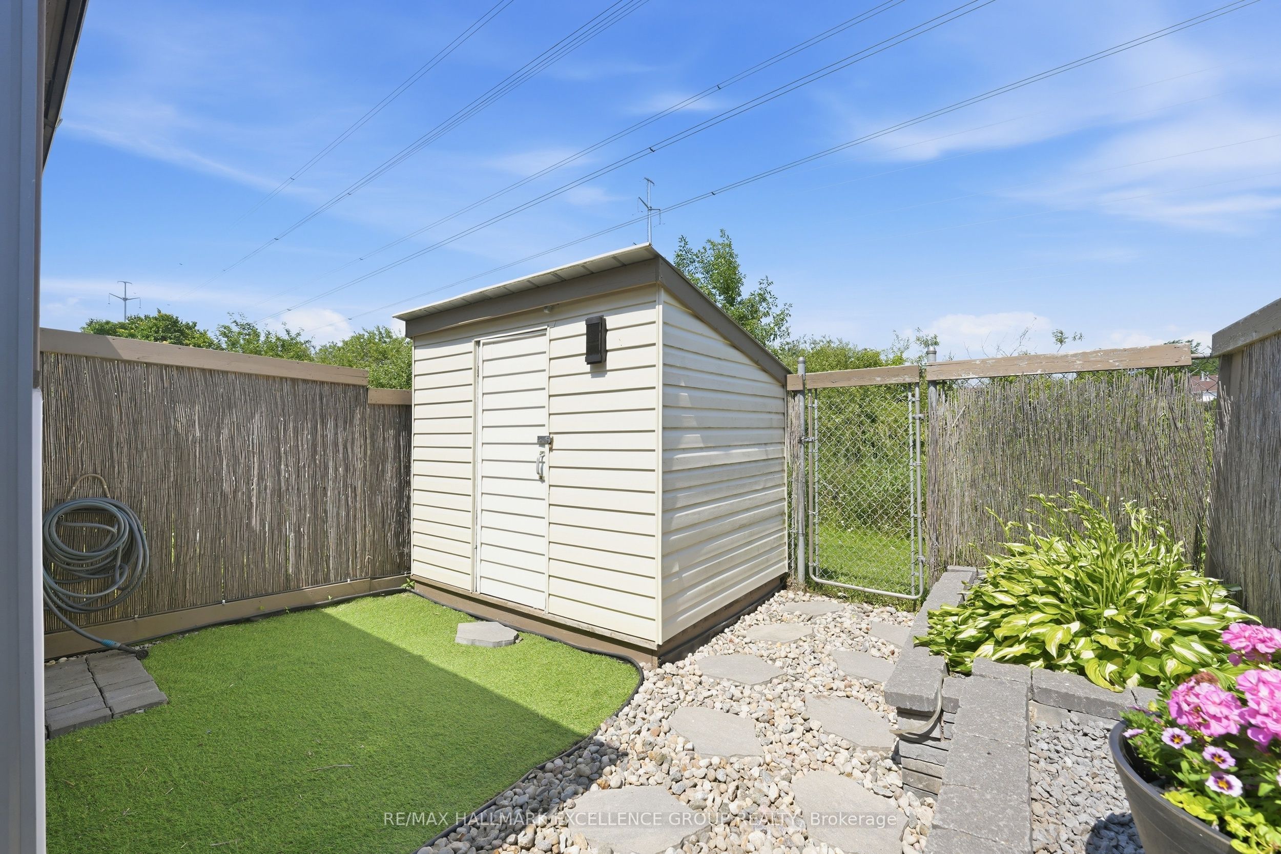 887 Nesting Way Property Photo 45