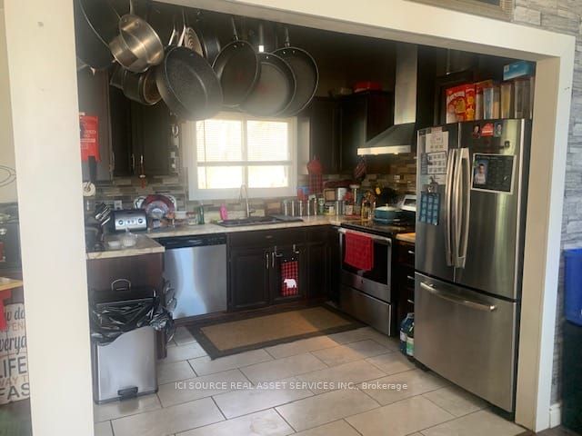 4 Kelvin Crescent Property Photo 13