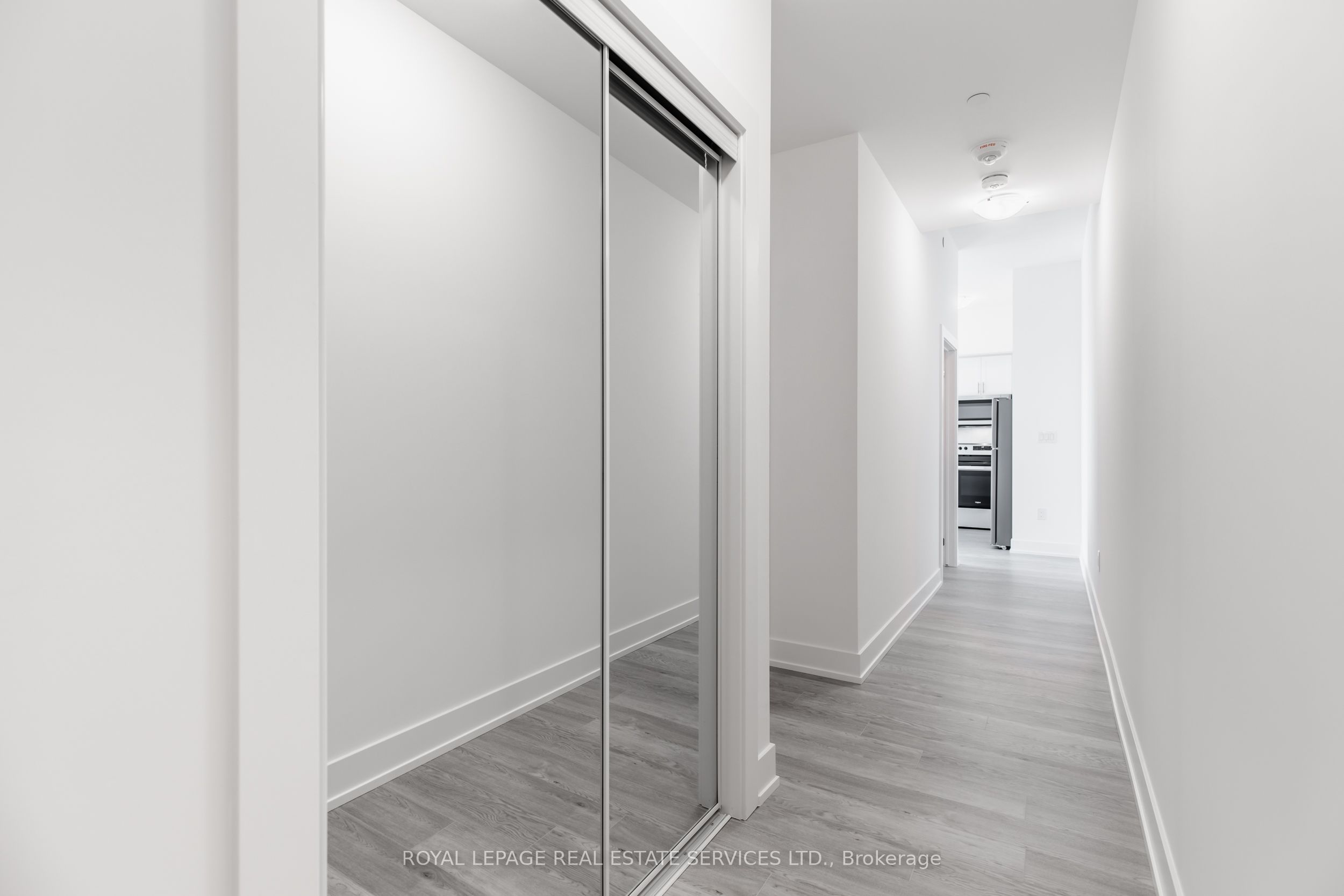 460 Dundas Street E 1205 Property Photo 6