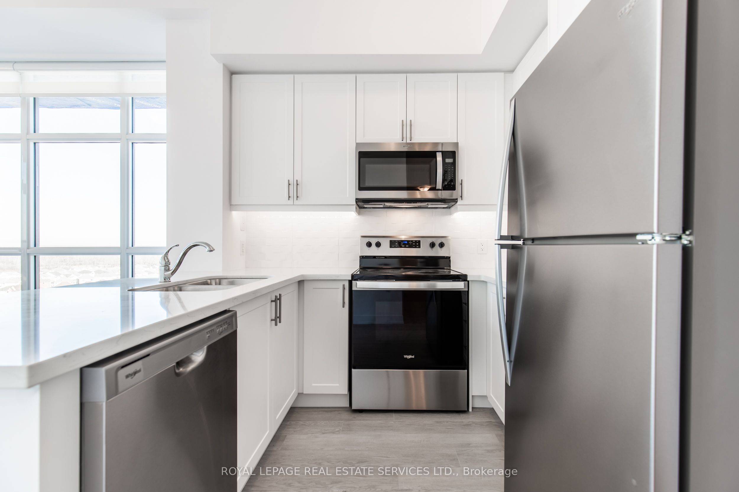 460 Dundas Street E 1205 Property Photo 7