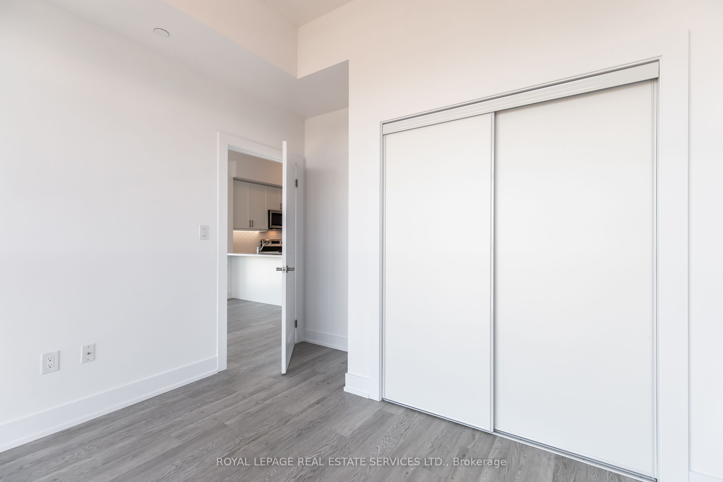 460 Dundas Street E 1205 Property Photo 29