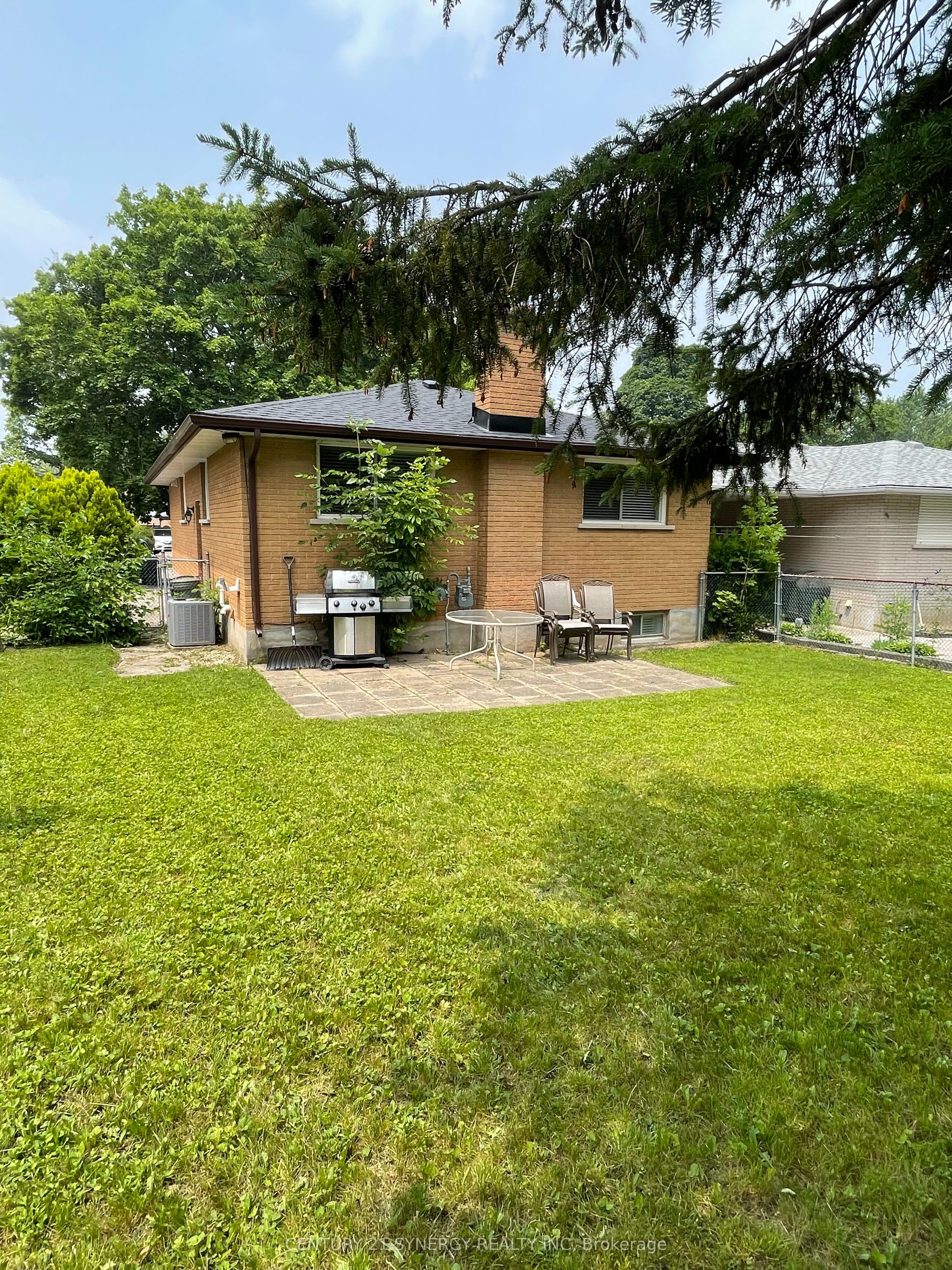 275 Toll Gate Boulevard Lower Property Photo 9