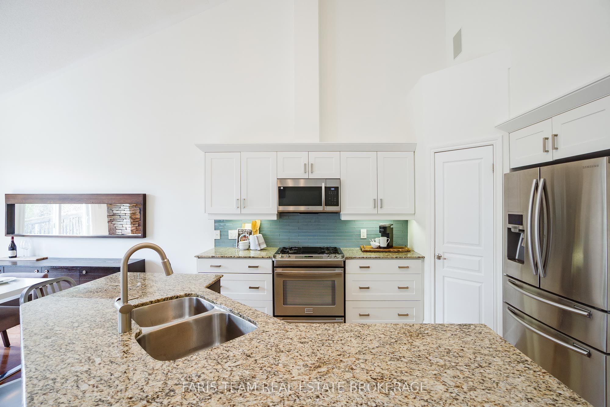 689616 Monterra Road 26 Property Photo 6