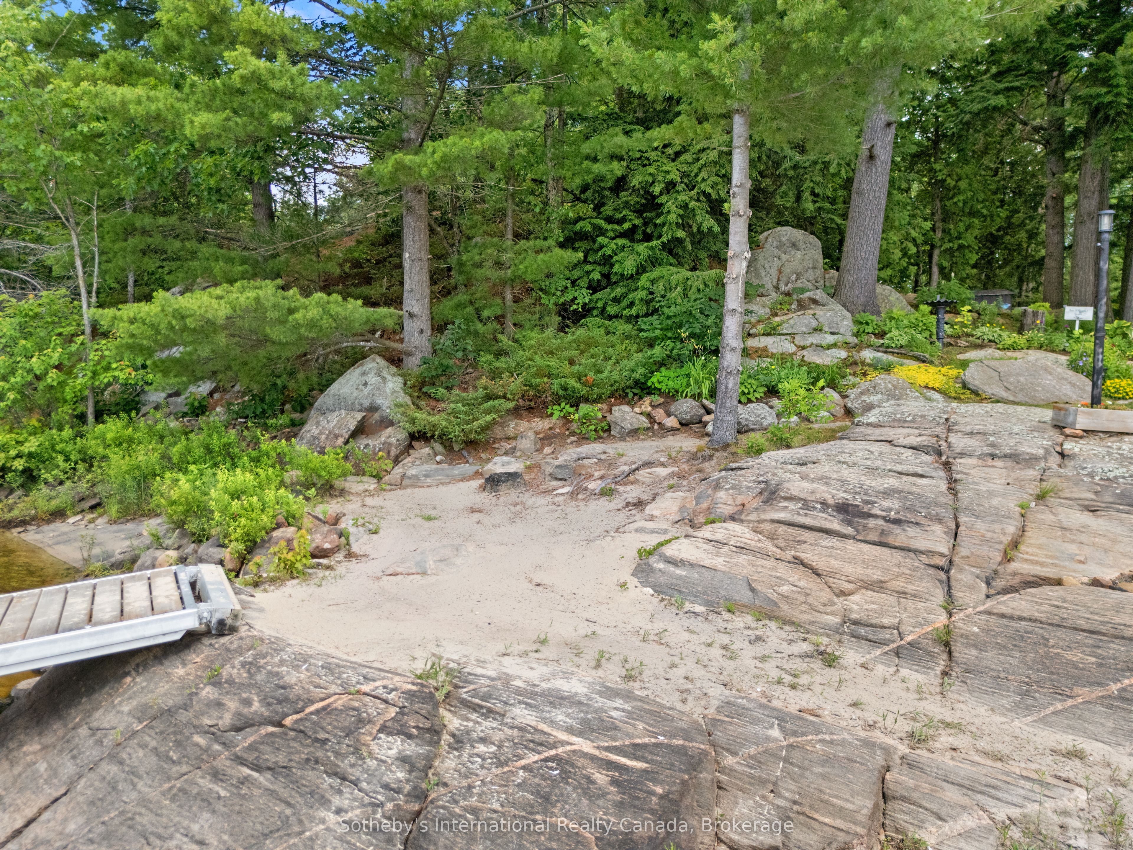 834 Eastshore Road Property Photo 33