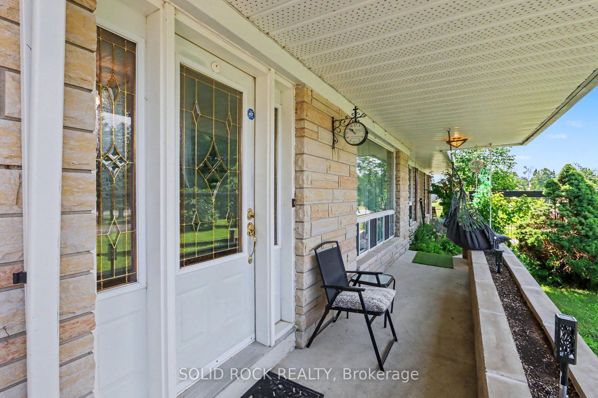 220 Highfield Crescent Property Photo 15