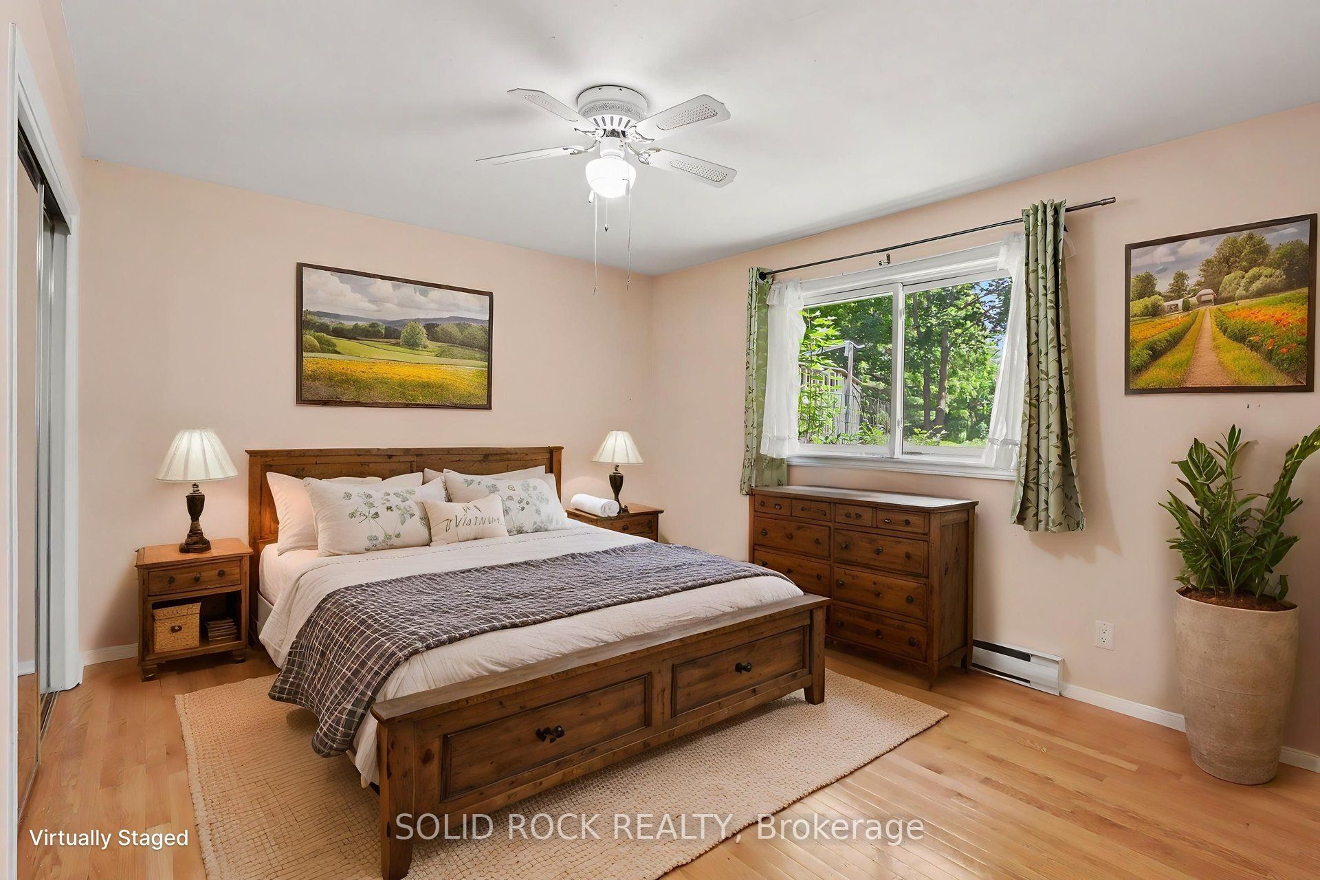 220 Highfield Crescent Property Photo 16