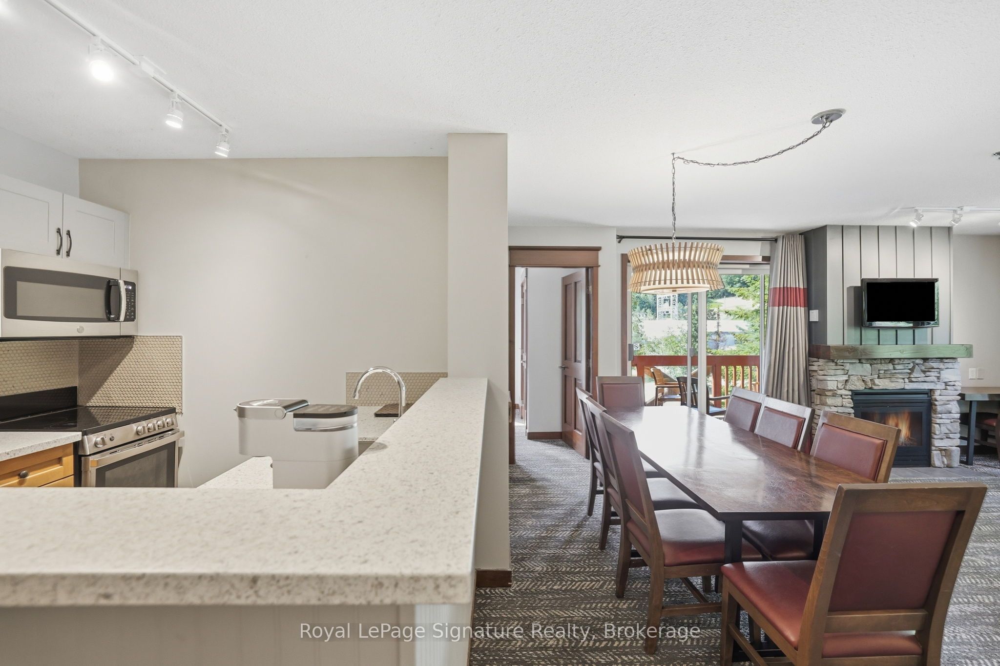 152 Jozo Weider Boulevard 201 Property Photo 14