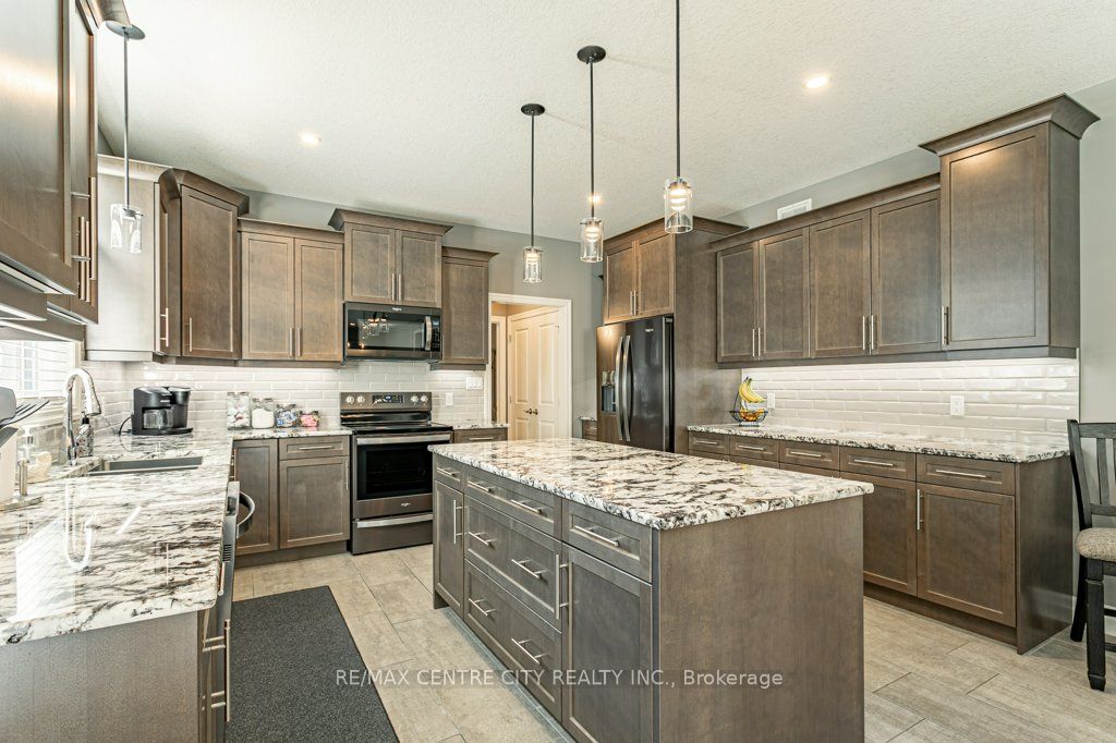 148 Elliott Trail Property Photo 14