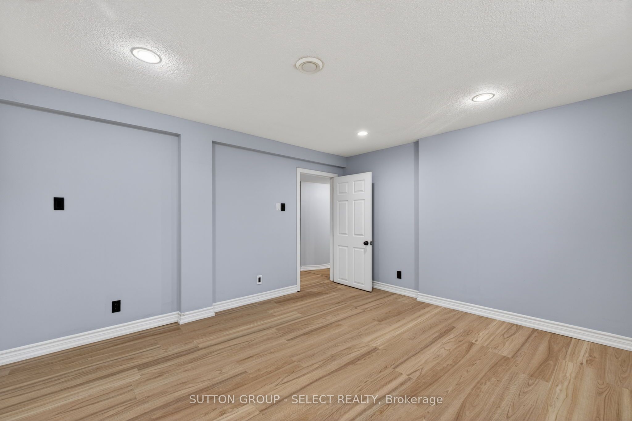 198 Arlington Crescent Property Photo 19
