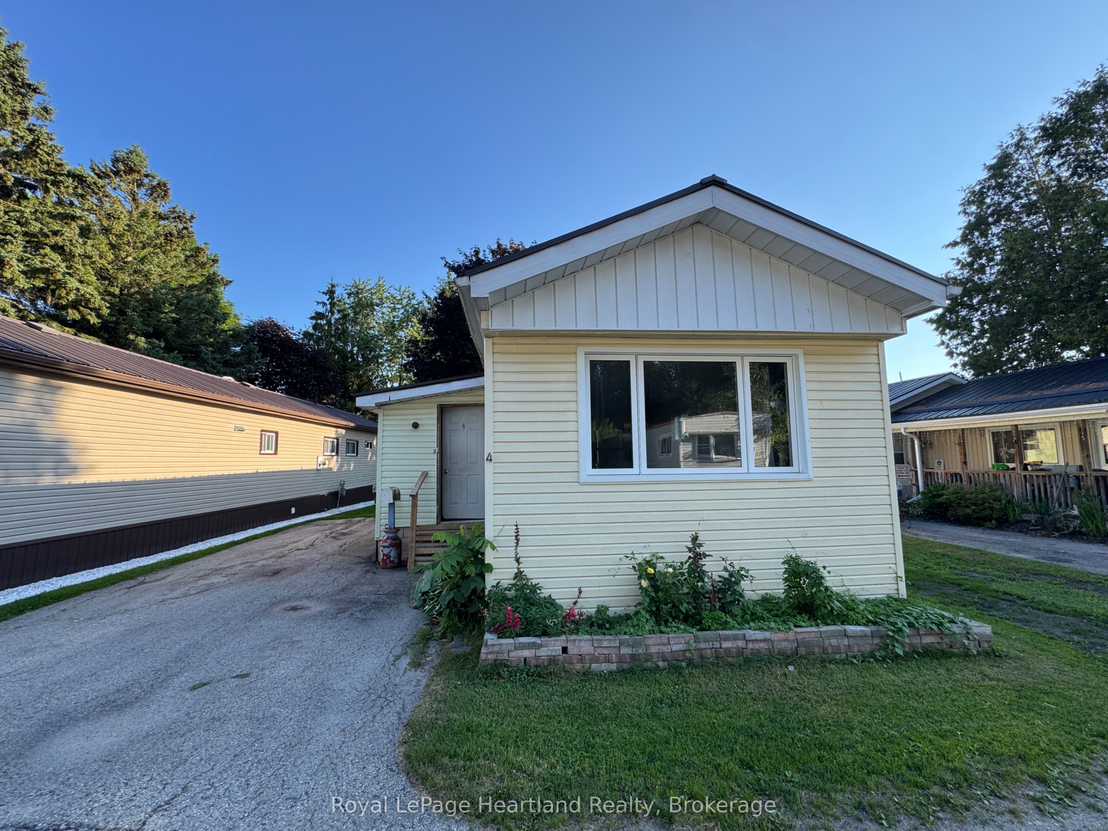 4 Trailer Park Road Property Photo 2