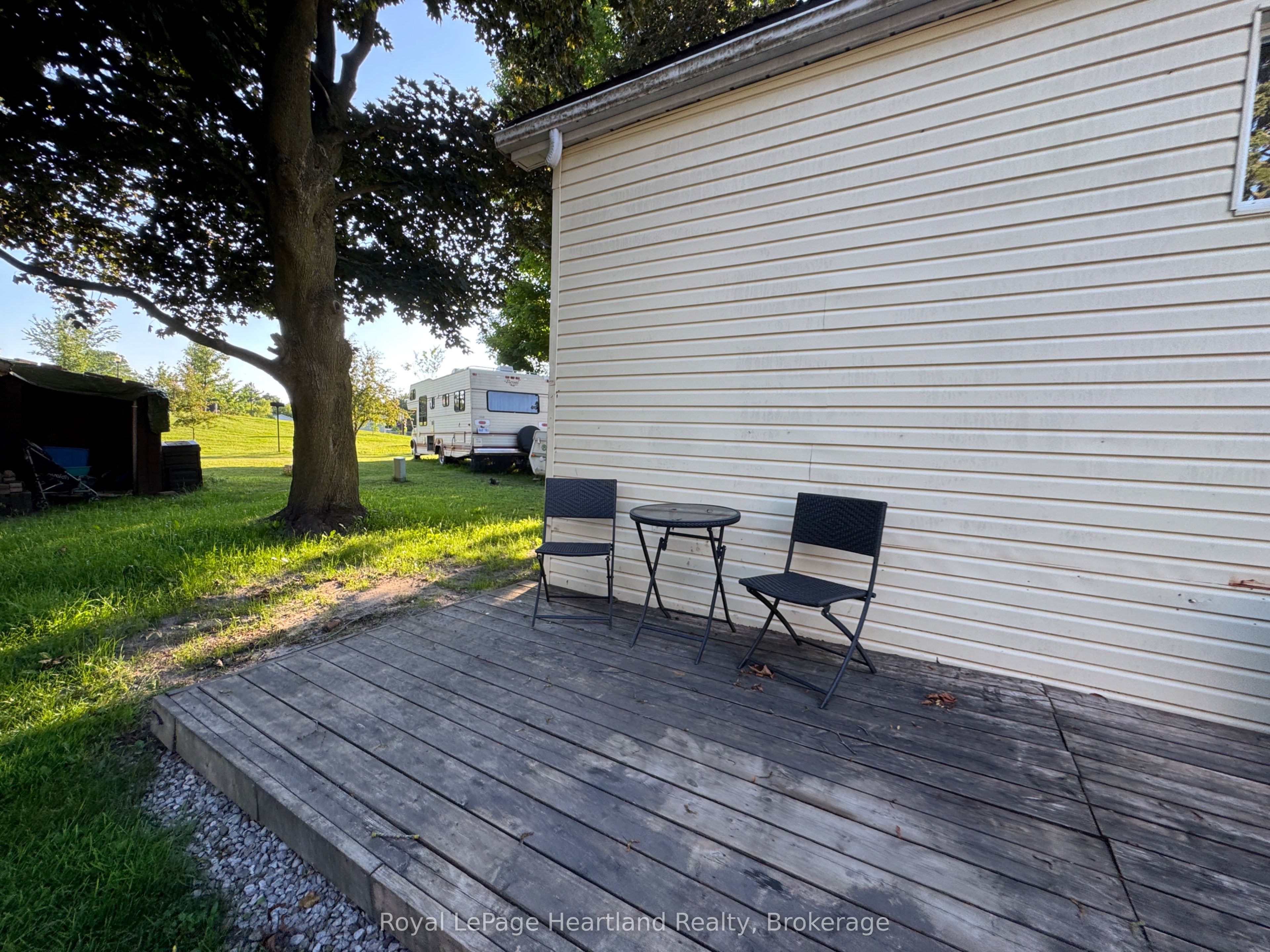 4 Trailer Park Road Property Photo 14