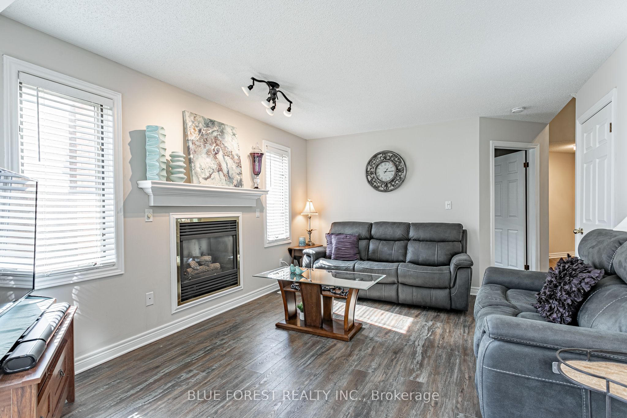 14 Eric Drive Property Photo 15