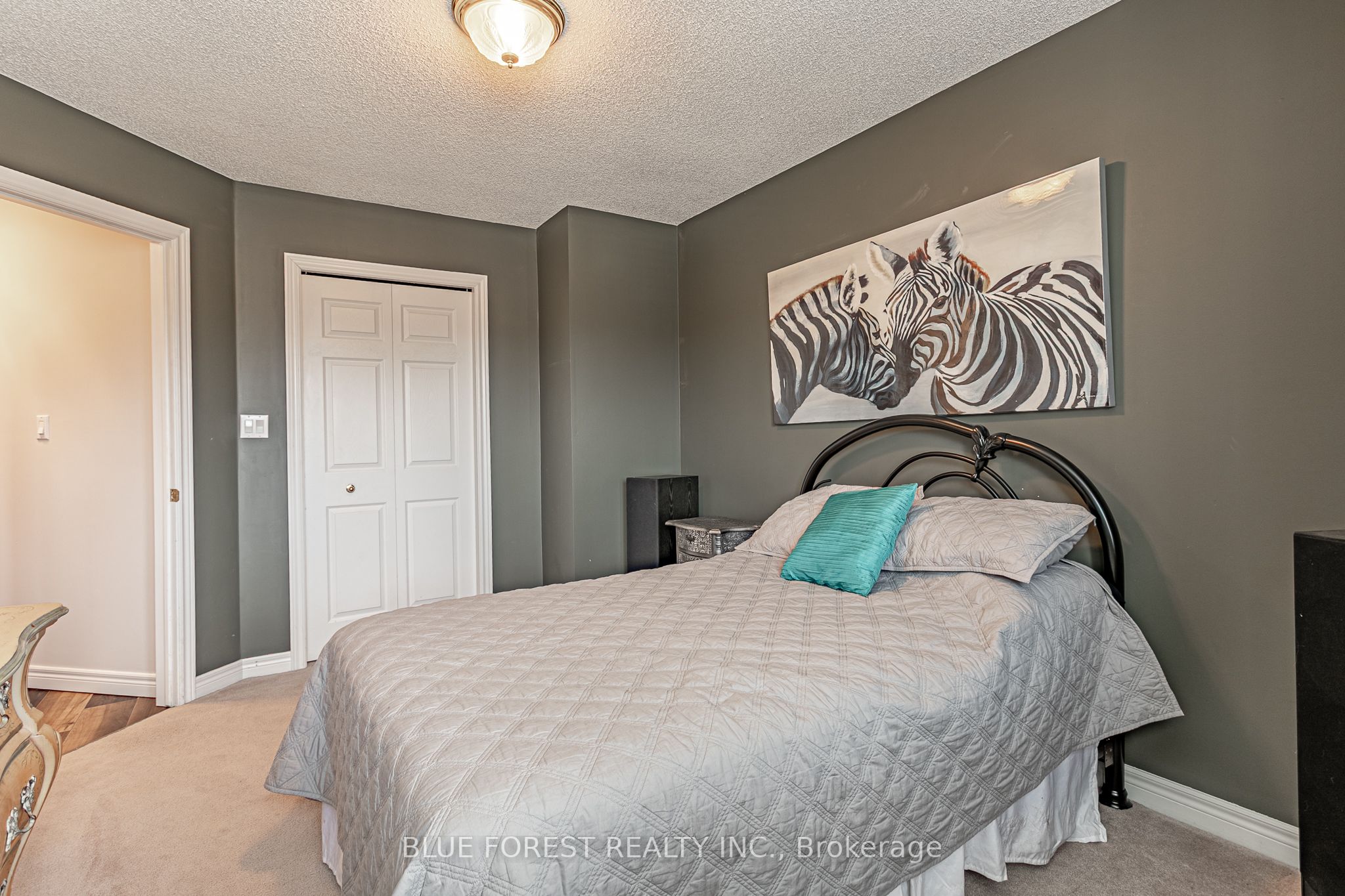 14 Eric Drive Property Photo 28