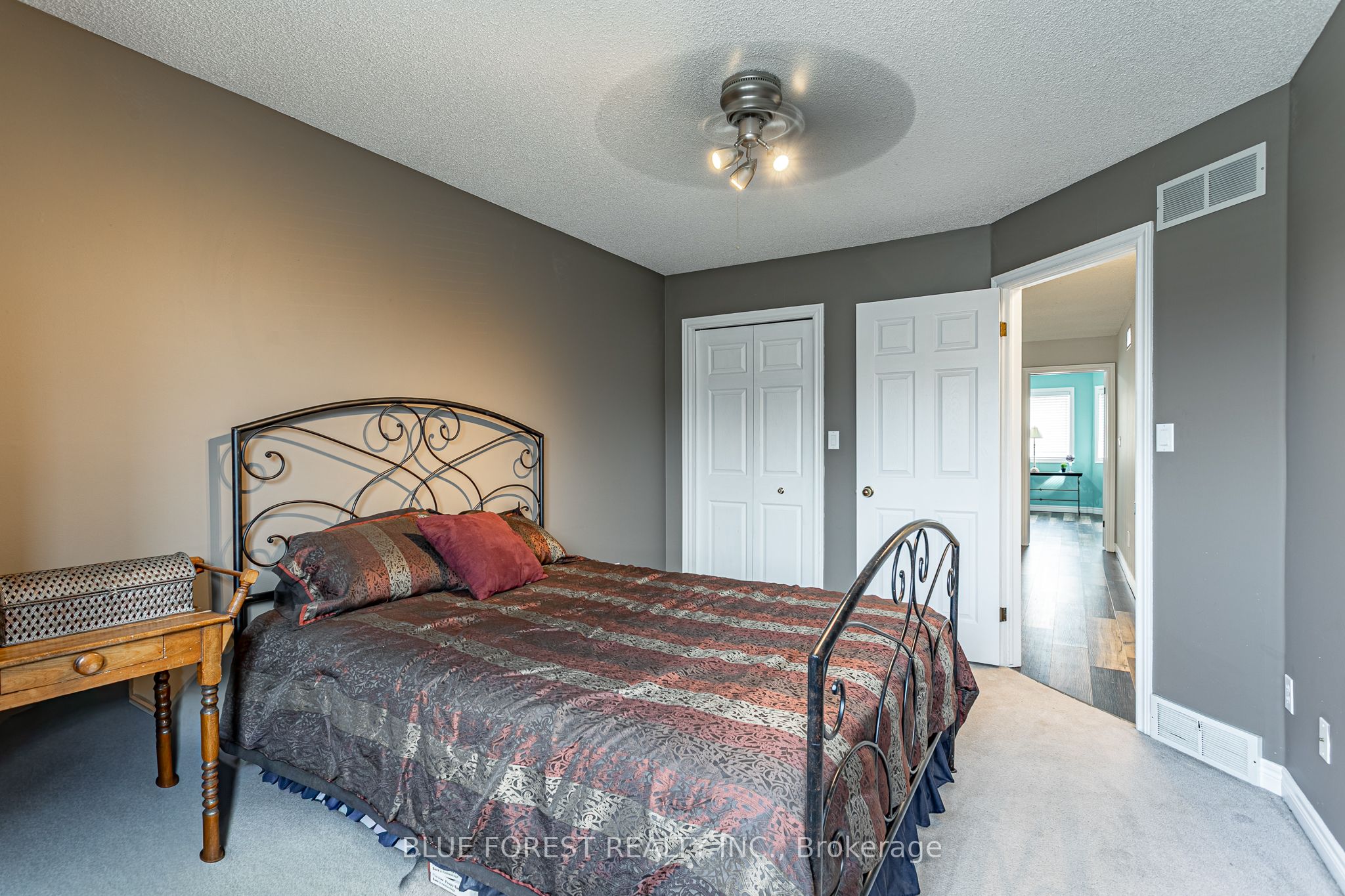 14 Eric Drive Property Photo 30