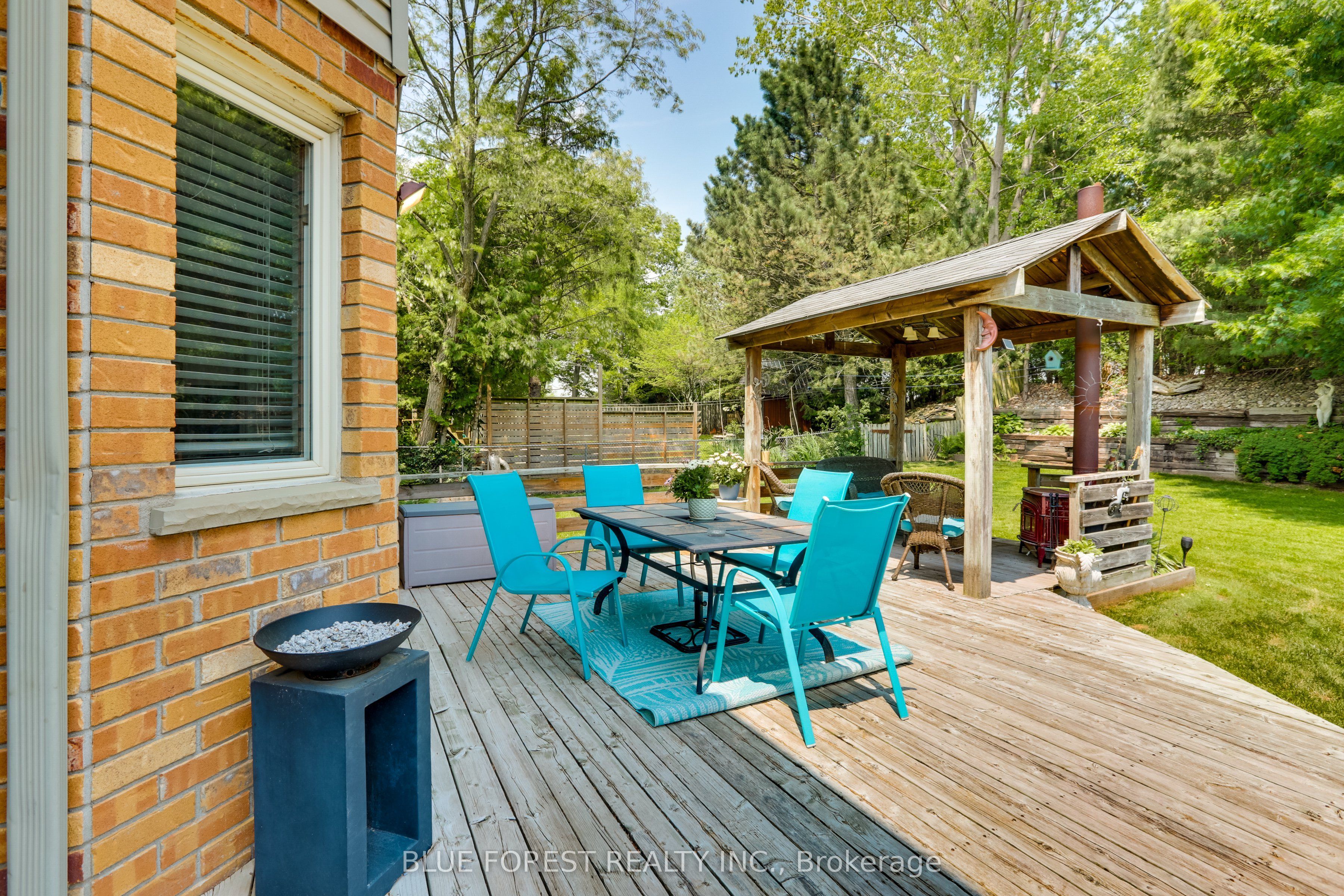 14 Eric Drive Property Photo 38