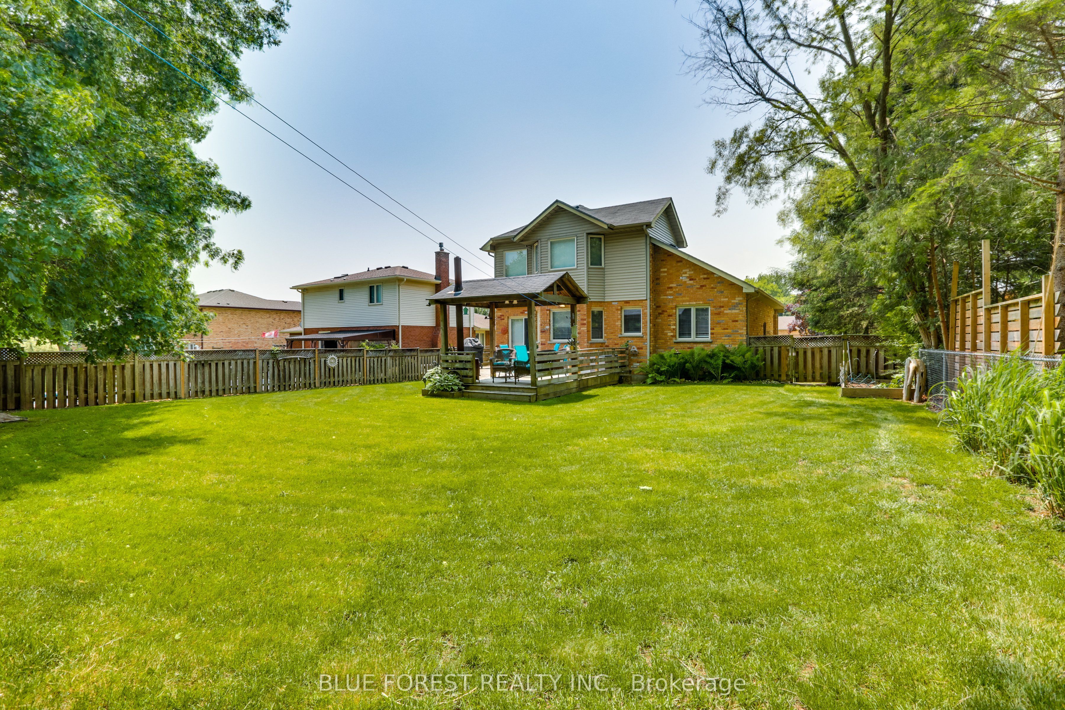 14 Eric Drive Property Photo 44