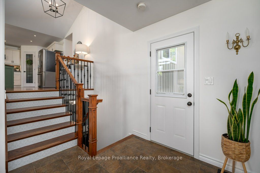 47 Windwhisper Drive Property Photo 7