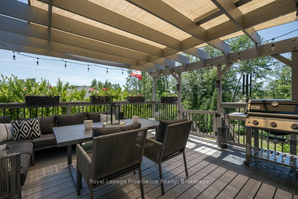 47 Windwhisper Drive Property Photo 15