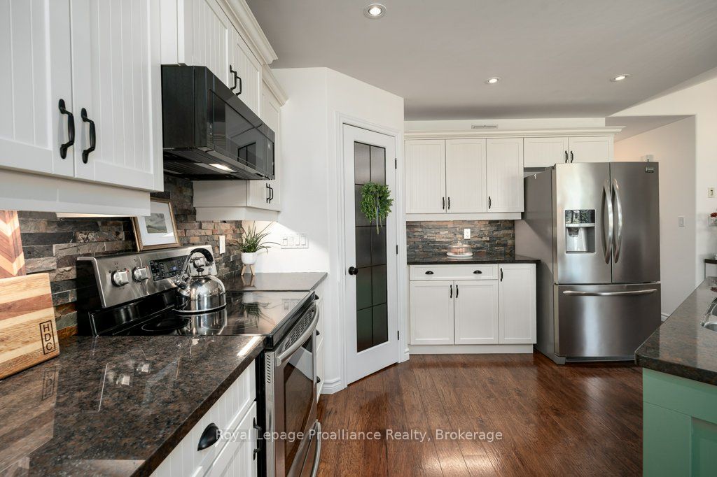 47 Windwhisper Drive Property Photo 18