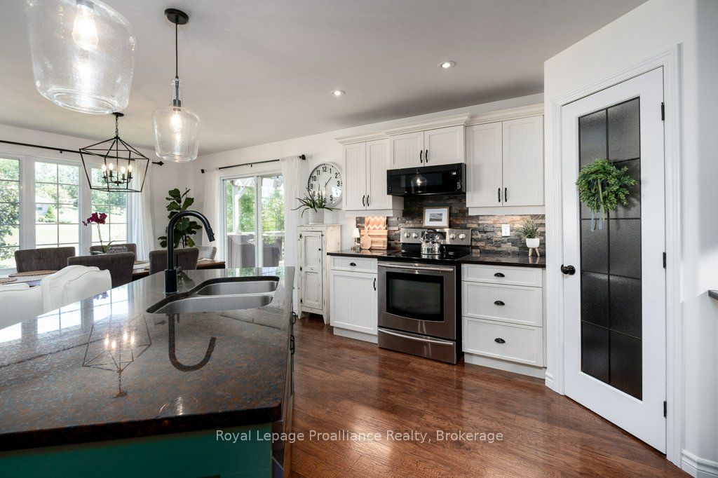 47 Windwhisper Drive Property Photo 19