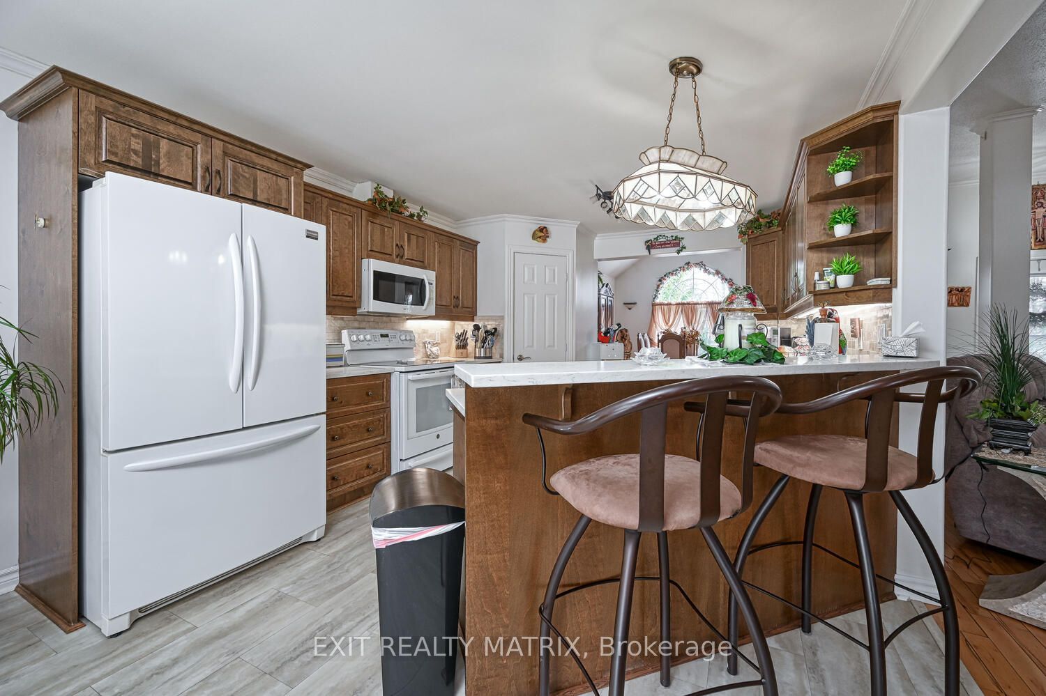 2573 Mitchell Street Property Photo 6