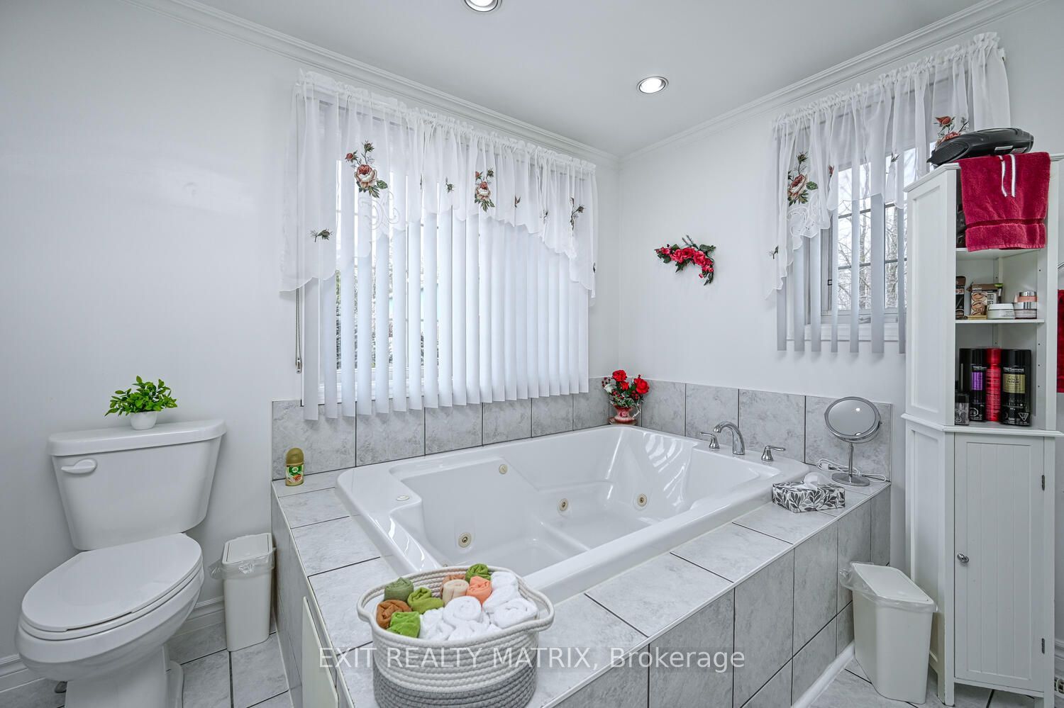 2573 Mitchell Street Property Photo 16