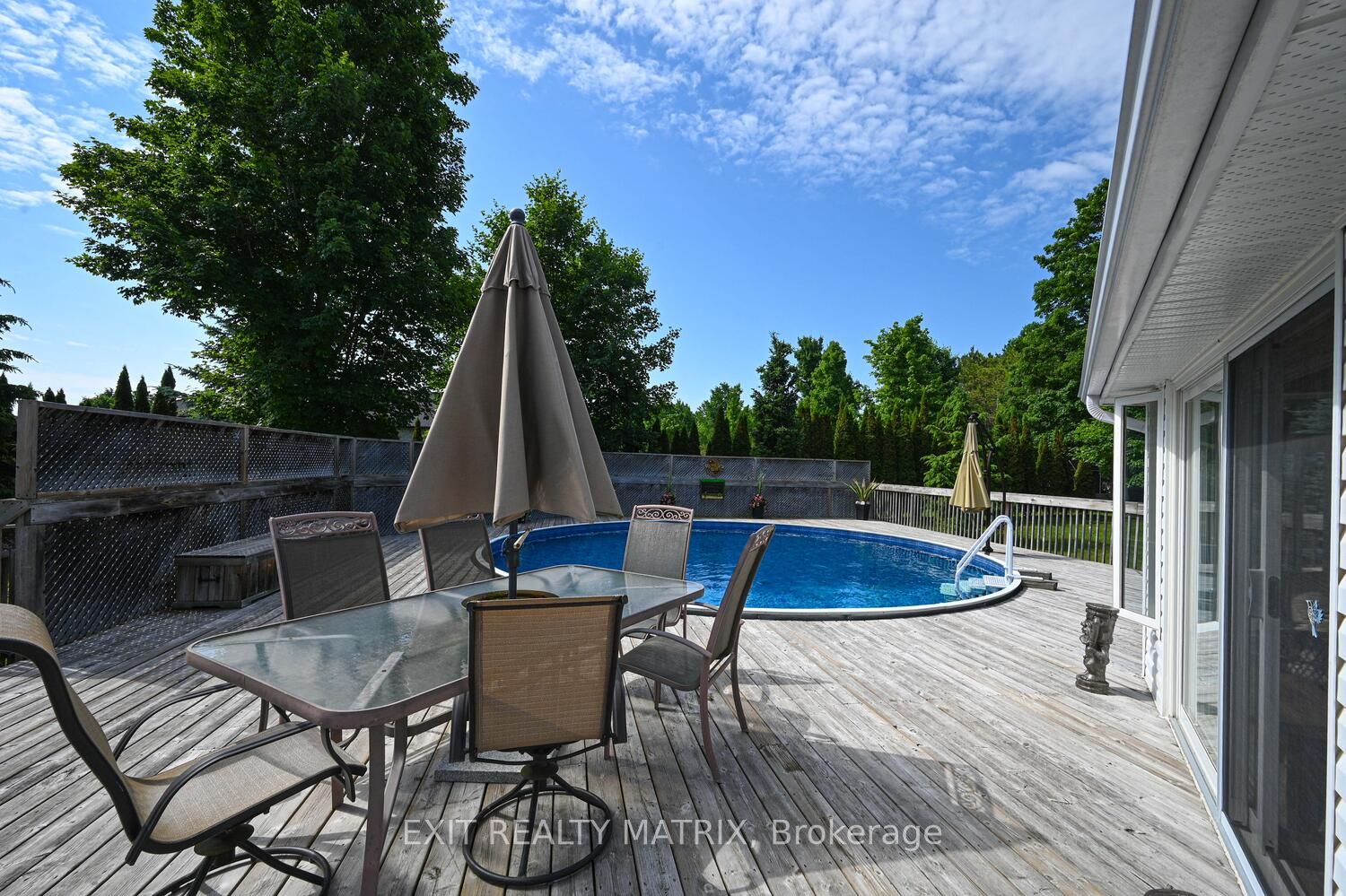 2573 Mitchell Street Property Photo 32