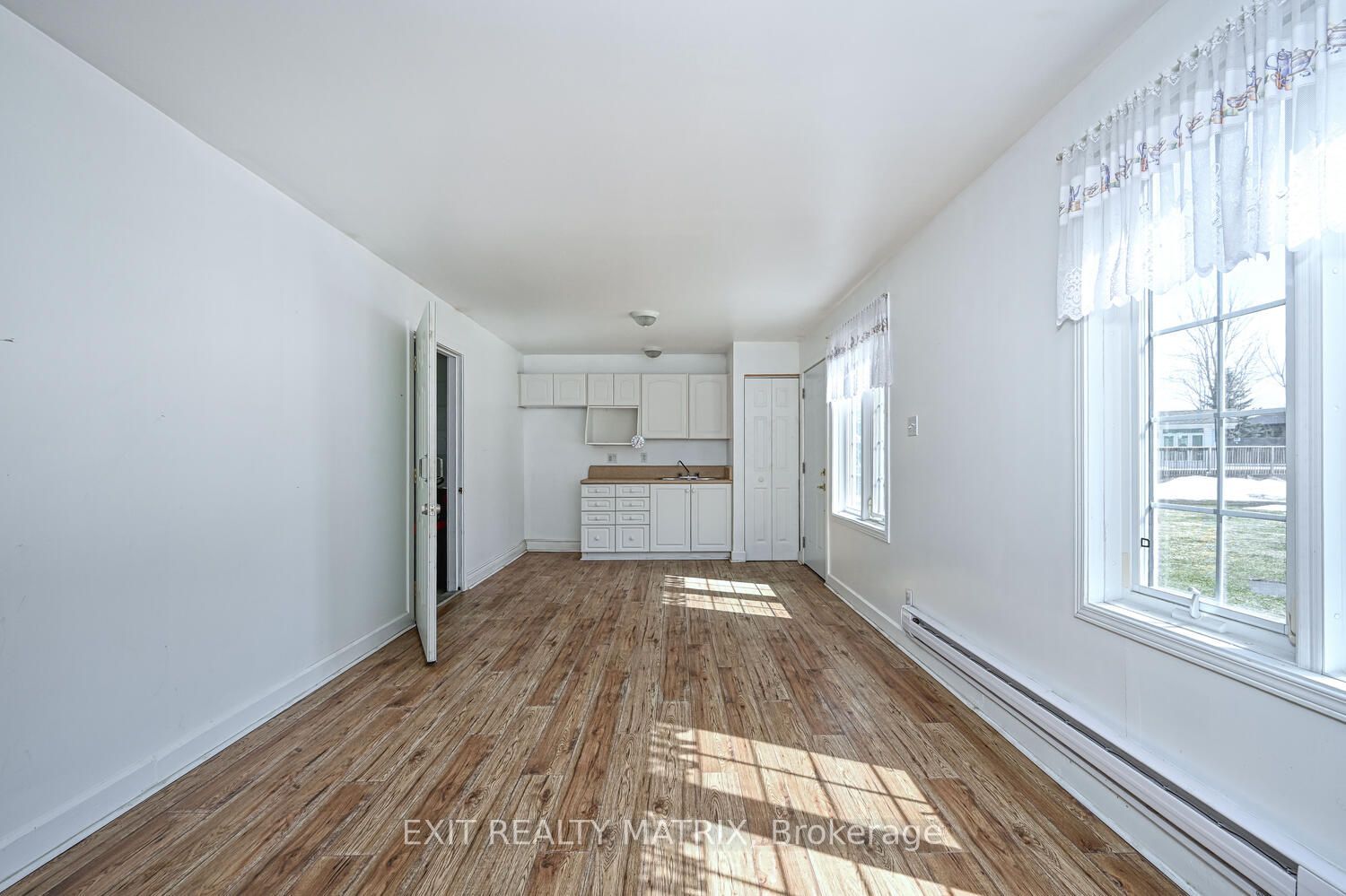 2573 Mitchell Street Property Photo 41
