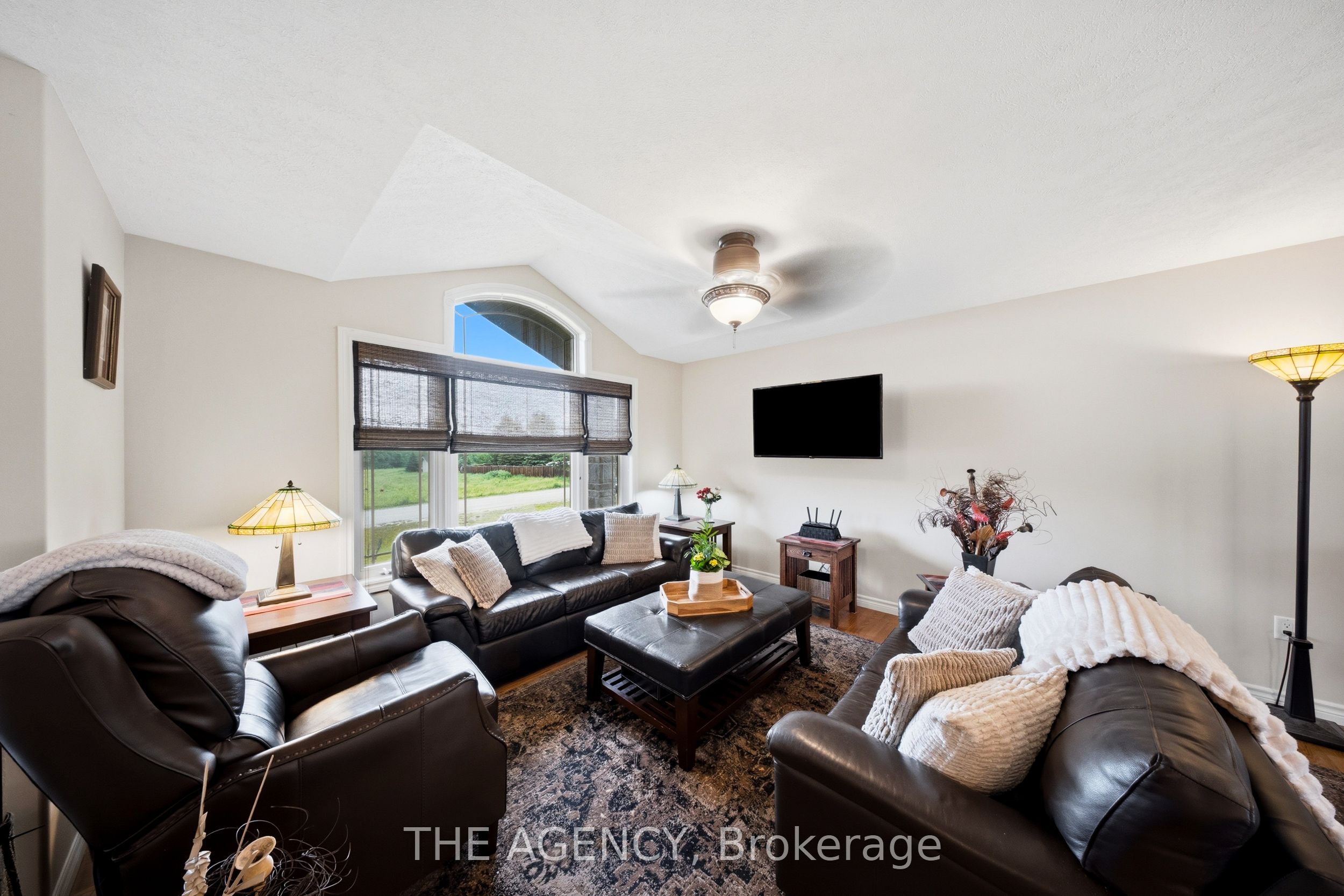 206 Meredith Way Property Photo 15