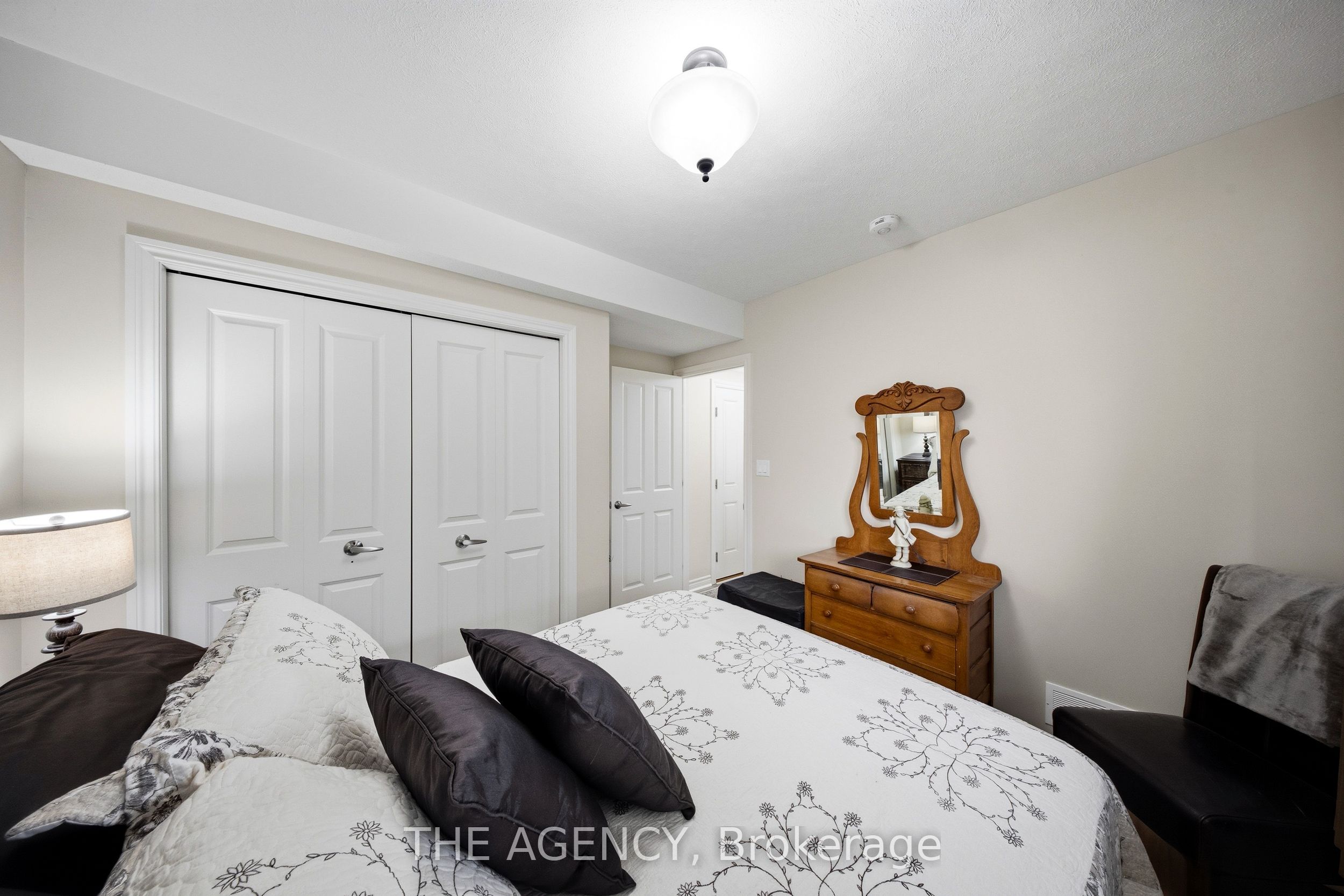 206 Meredith Way Property Photo 30