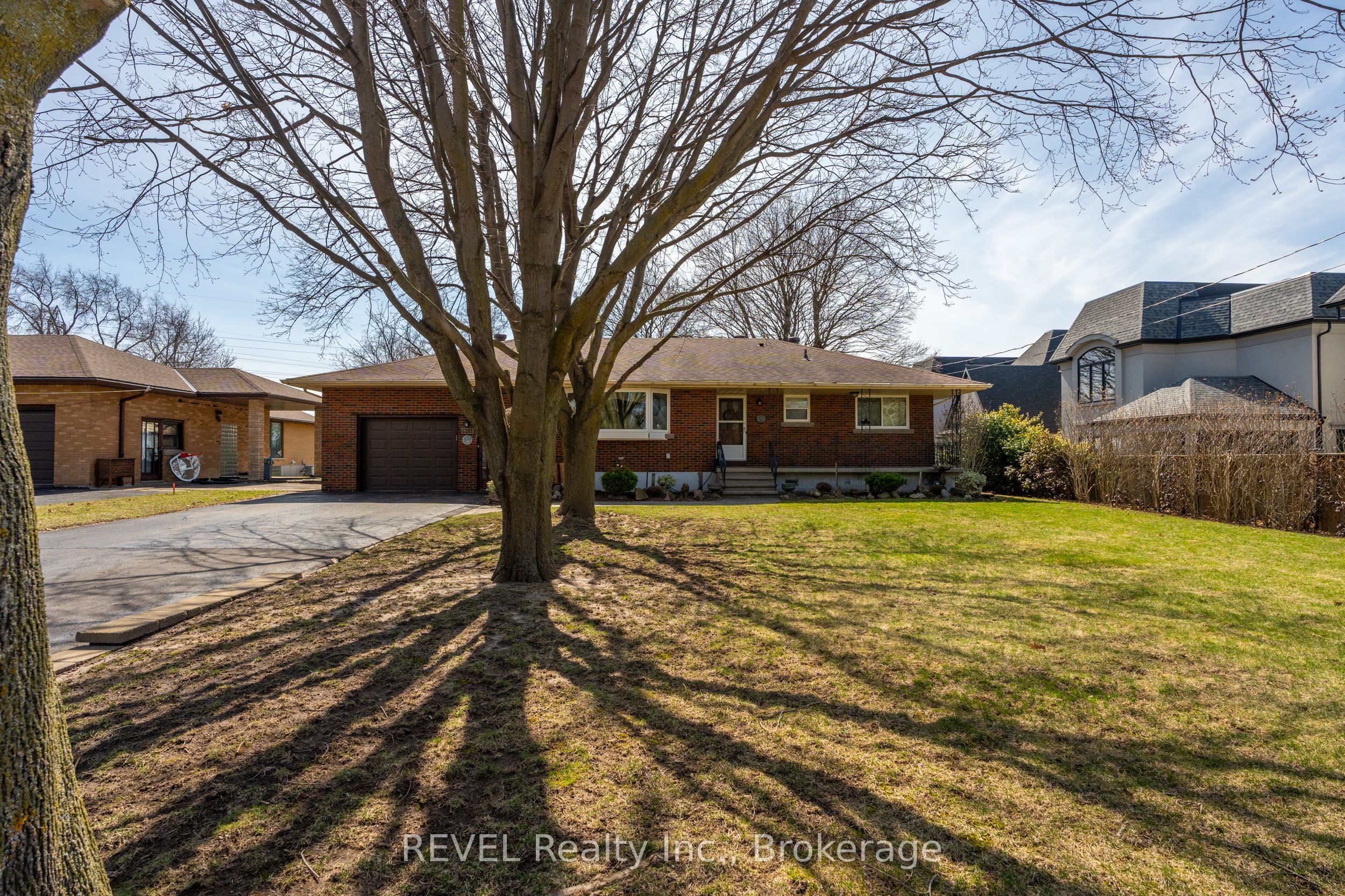 6398 Mountain Road Property Photo 3