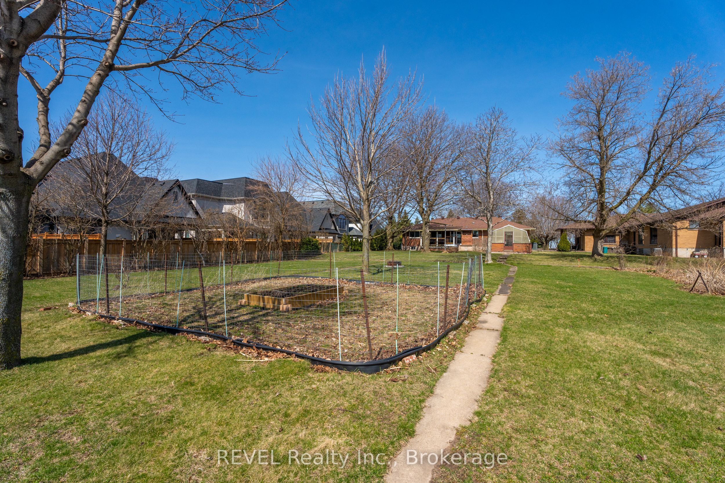 6398 Mountain Road Property Photo 31