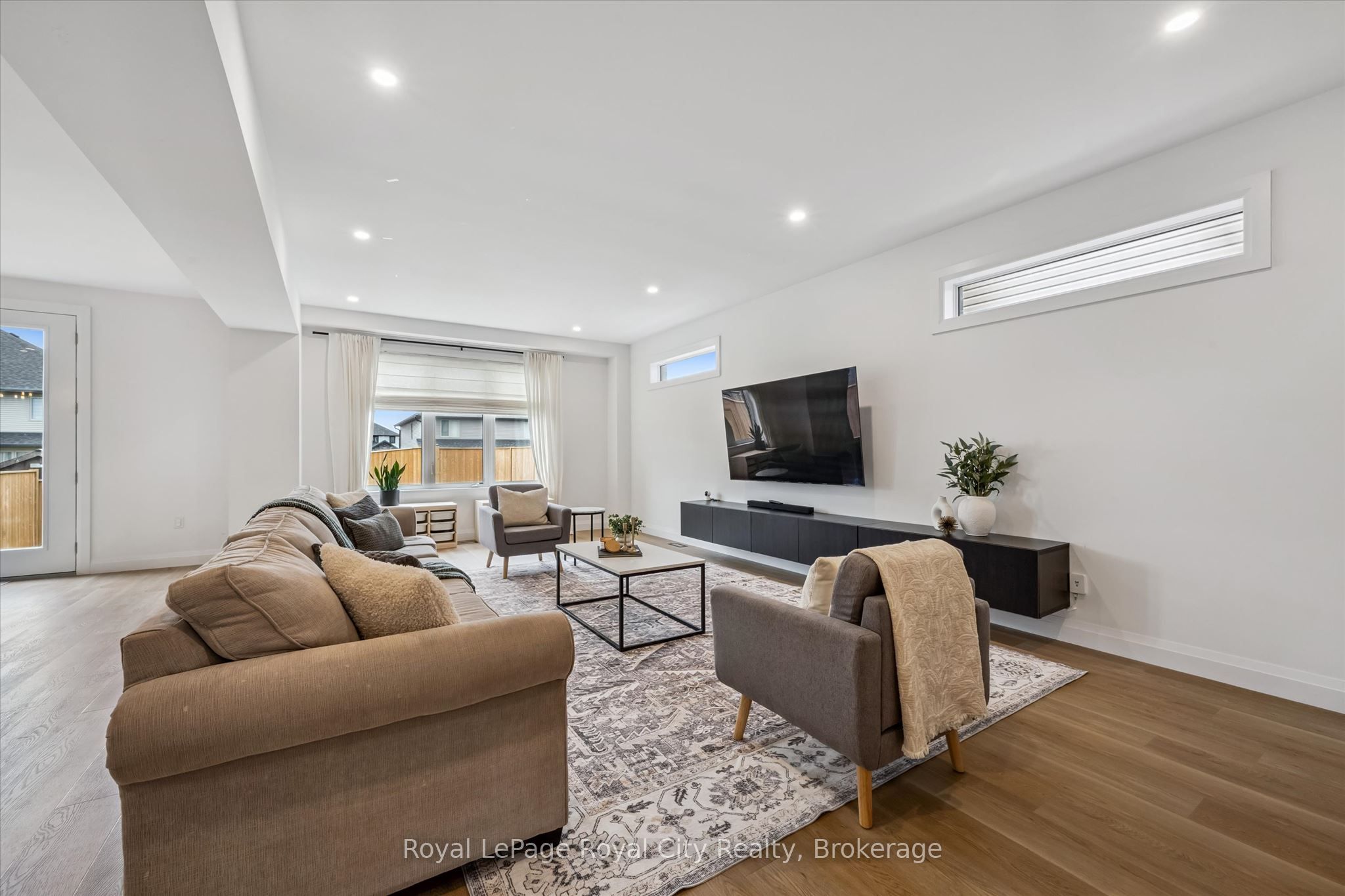 203 Schmidt Drive Property Photo 10