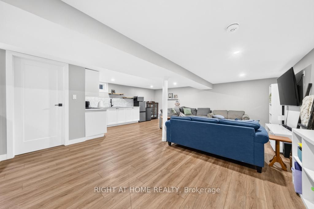 7 Wallis Avenue Property Photo 28