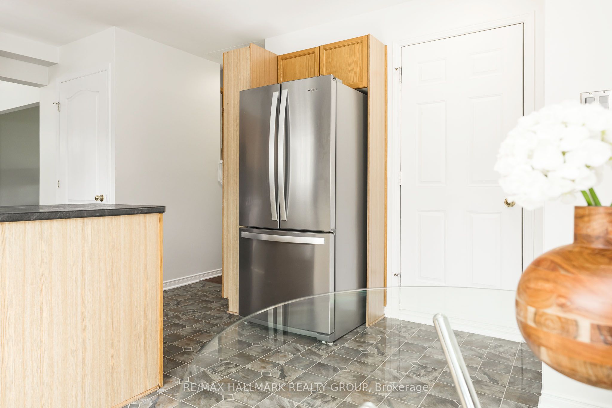 702 Maley Street Property Photo 17